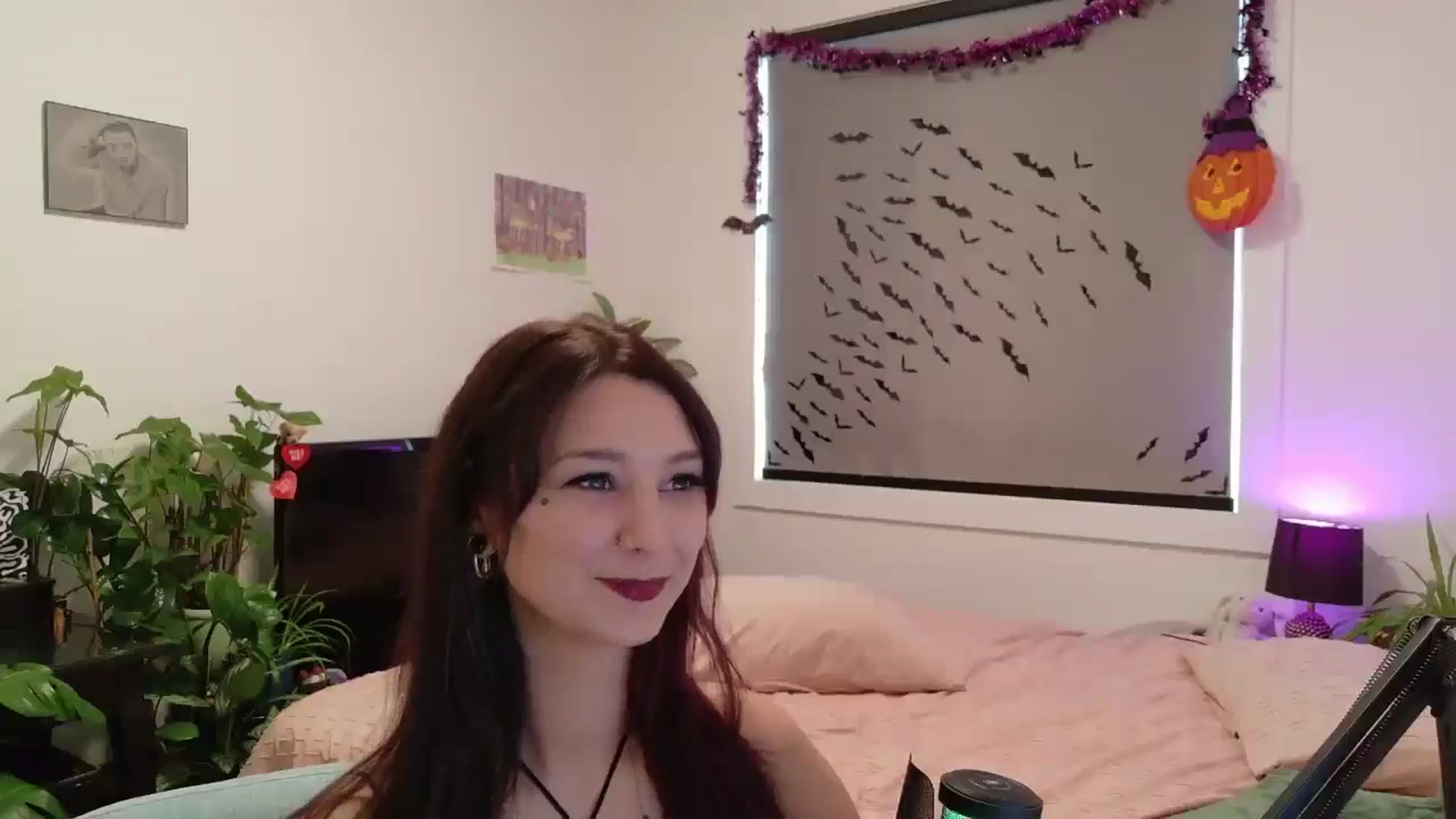 Gallery image thumbnail from ShyBabyy's myfreecams stream on, 09/30/2025, 18:02 image 6 of 20