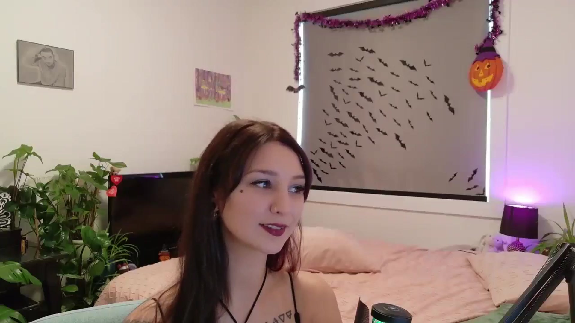 Gallery image thumbnail from ShyBabyy's myfreecams stream on, 09/30/2025, 18:02 image 4 of 20