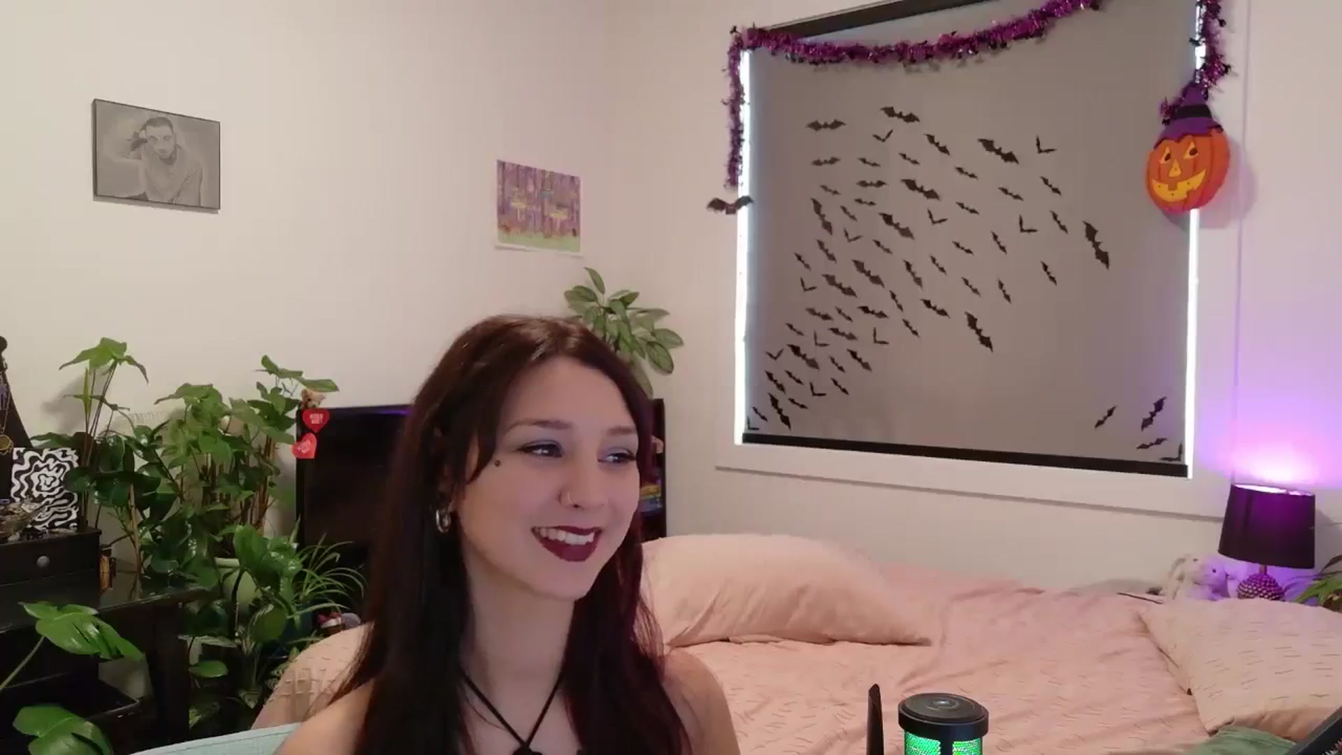 Gallery image thumbnail from ShyBabyy's myfreecams stream on, 09/30/2025, 19:18 image 8 of 20