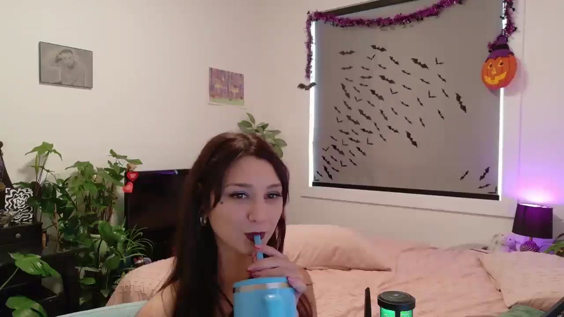 Gallery image thumbnail from ShyBabyy's myfreecams stream on, 09/30/2025, 19:18 image 13 of 20
