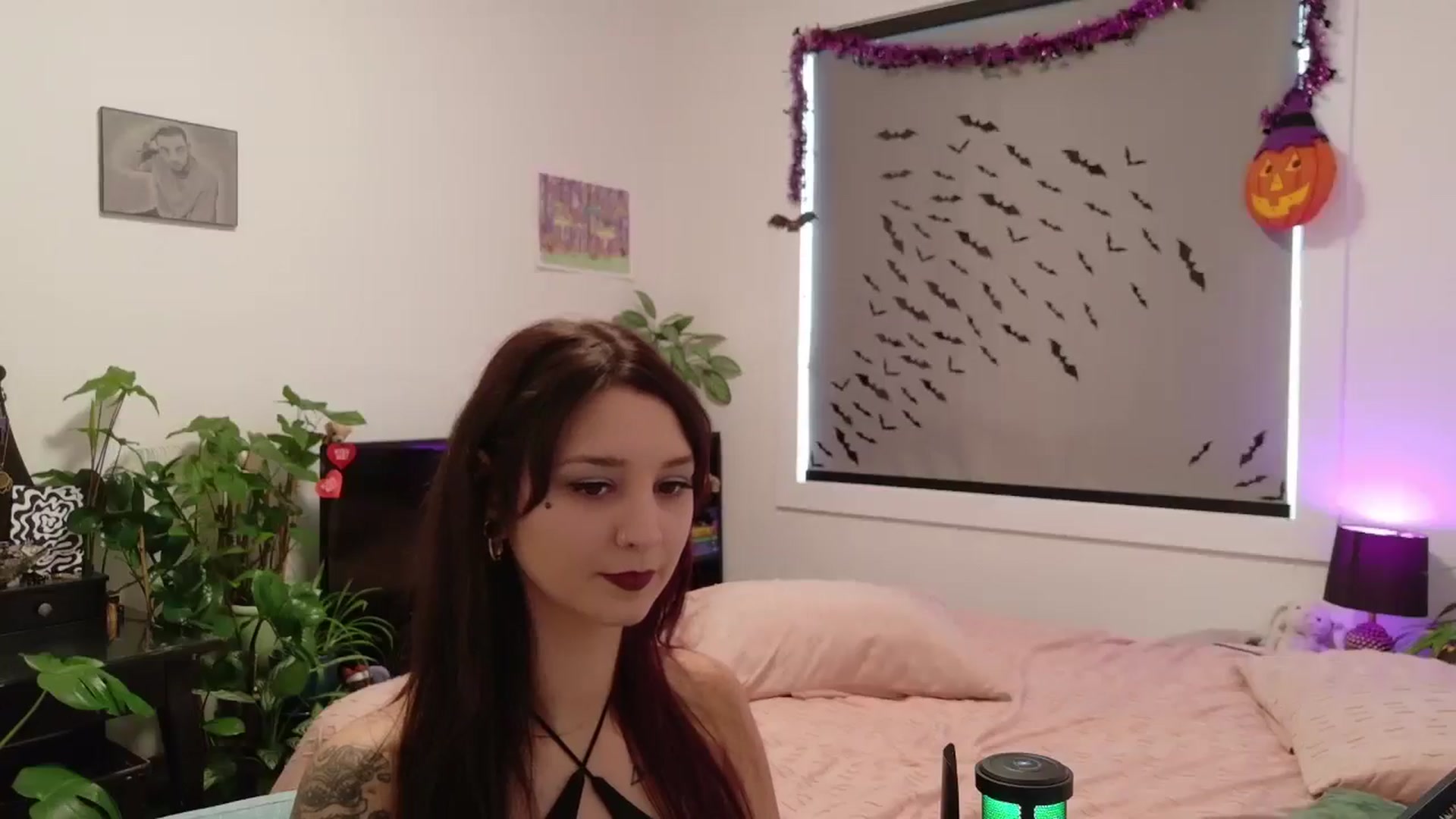 Gallery image thumbnail from ShyBabyy's myfreecams stream on, 09/30/2025, 19:18 image 18 of 20