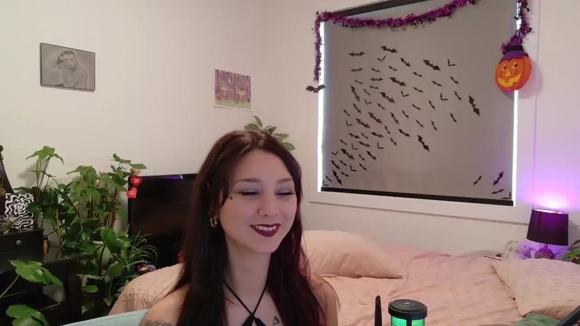 Gallery image thumbnail from ShyBabyy's myfreecams stream on, 09/30/2025, 19:18 image 5 of 20