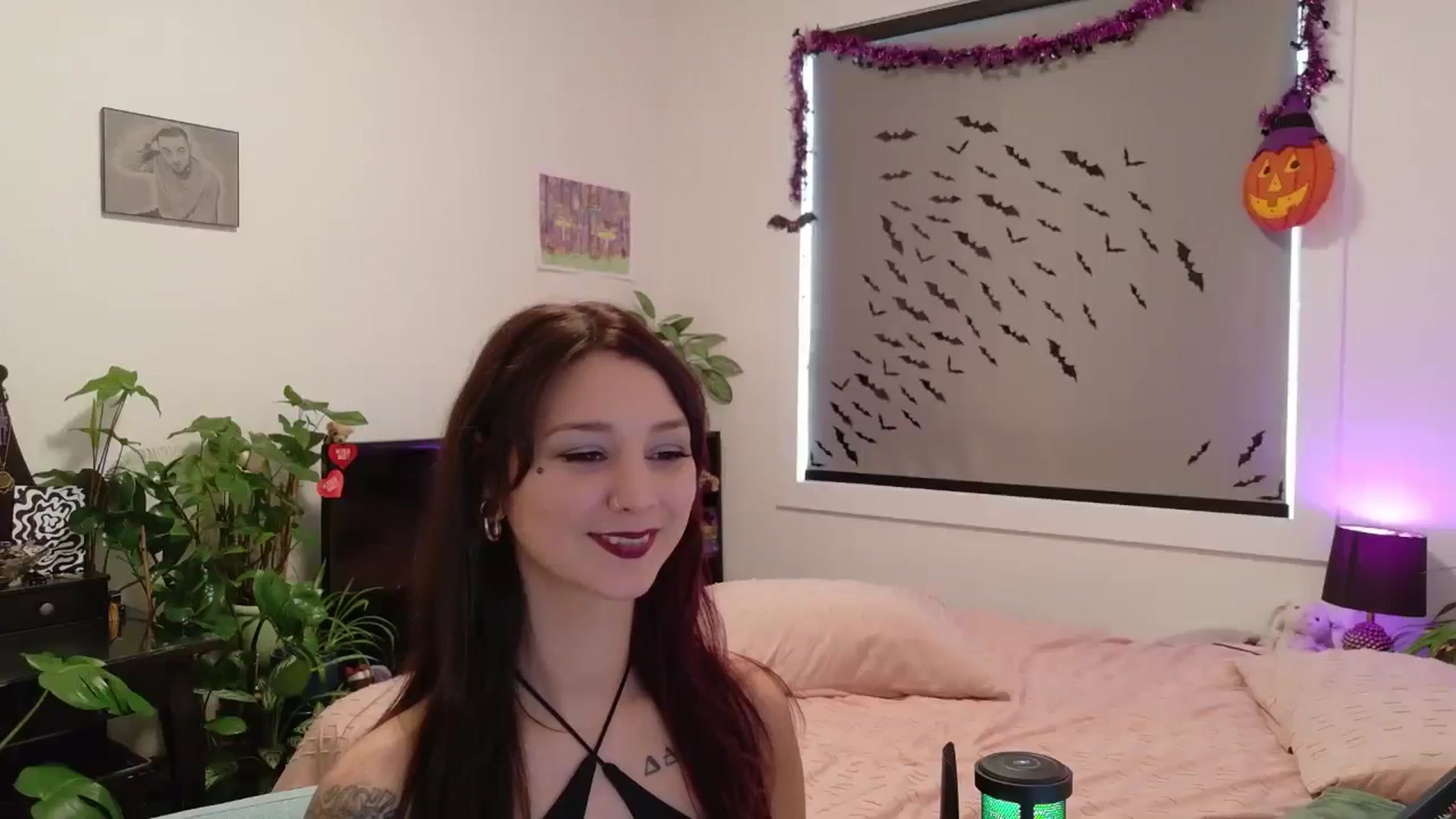 Gallery image thumbnail from ShyBabyy's myfreecams stream on, 09/30/2025, 19:18 image 4 of 20