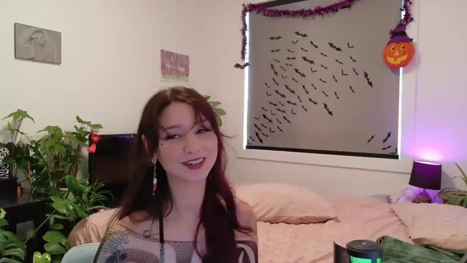 Gallery image thumbnail from ShyBabyy's myfreecams stream on, 10/01/2025, 21:57 image 4 of 20
