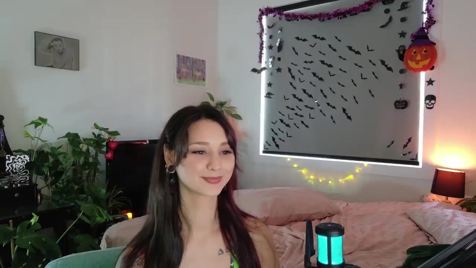 Gallery image thumbnail from ShyBabyy's myfreecams stream on, 10/02/2025, 18:01 image 17 of 20