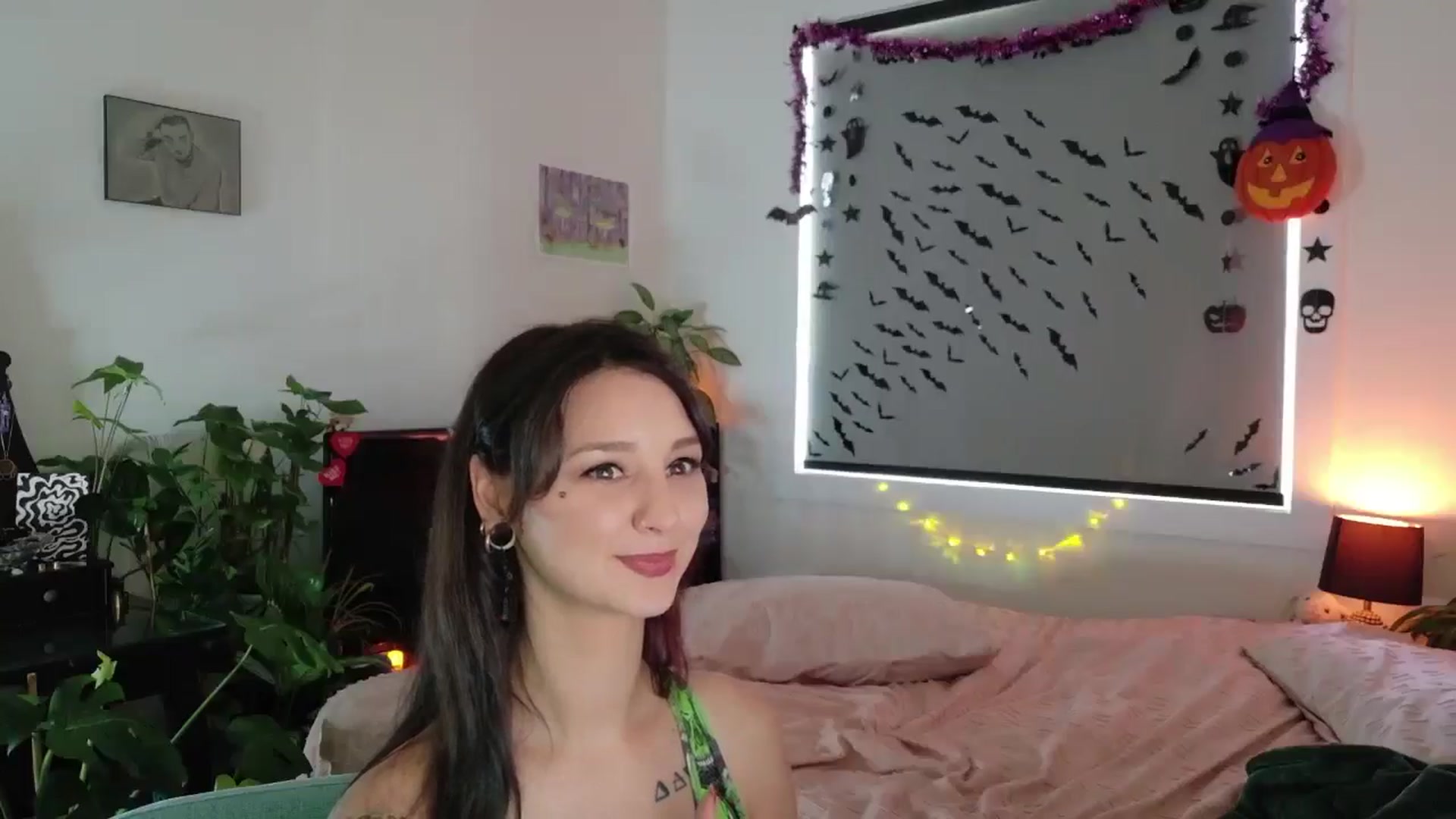 Gallery image thumbnail from ShyBabyy's myfreecams stream on, 10/02/2025, 18:01 image 10 of 20