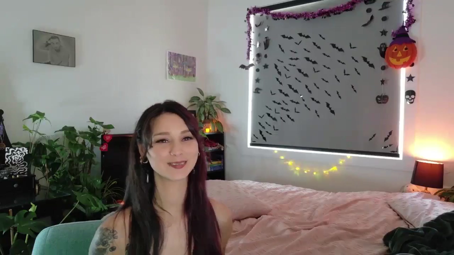 Gallery image thumbnail from ShyBabyy's myfreecams stream on, 10/02/2025, 19:18 image 13 of 20