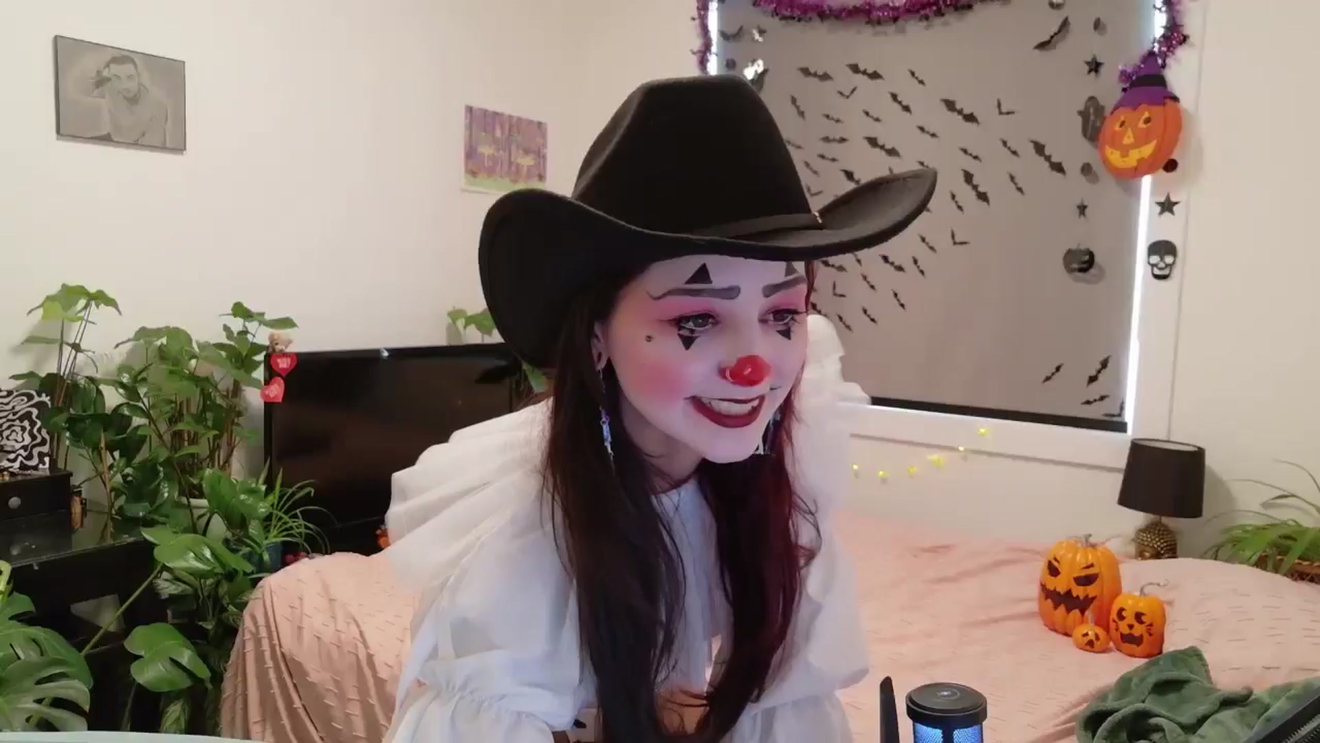 Gallery image thumbnail from ShyBabyy's myfreecams stream on, 10/08/2025, 22:24 image 16 of 20