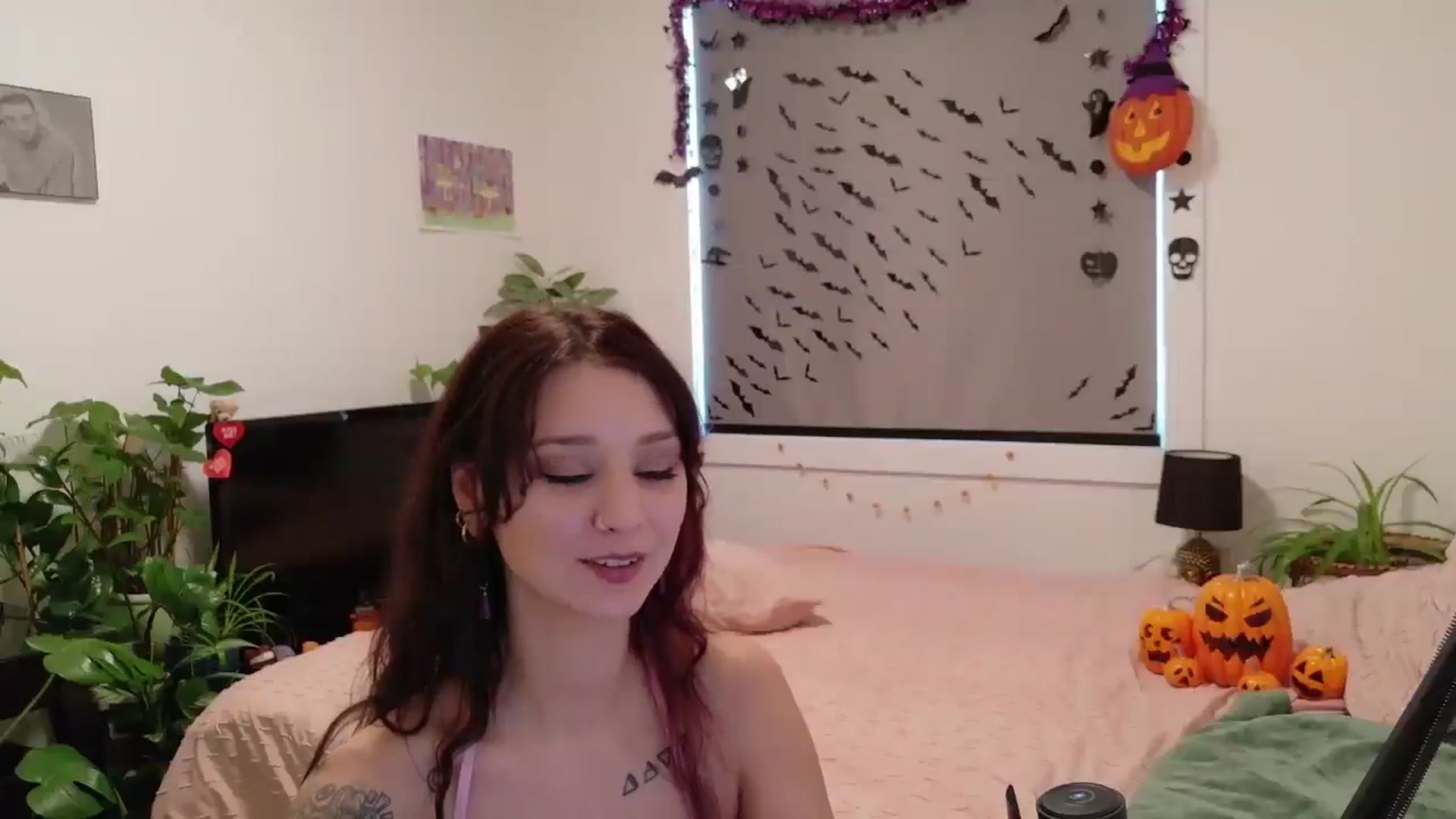 Gallery image thumbnail from ShyBabyy's myfreecams stream on, 10/09/2025, 19:52 image 2 of 20