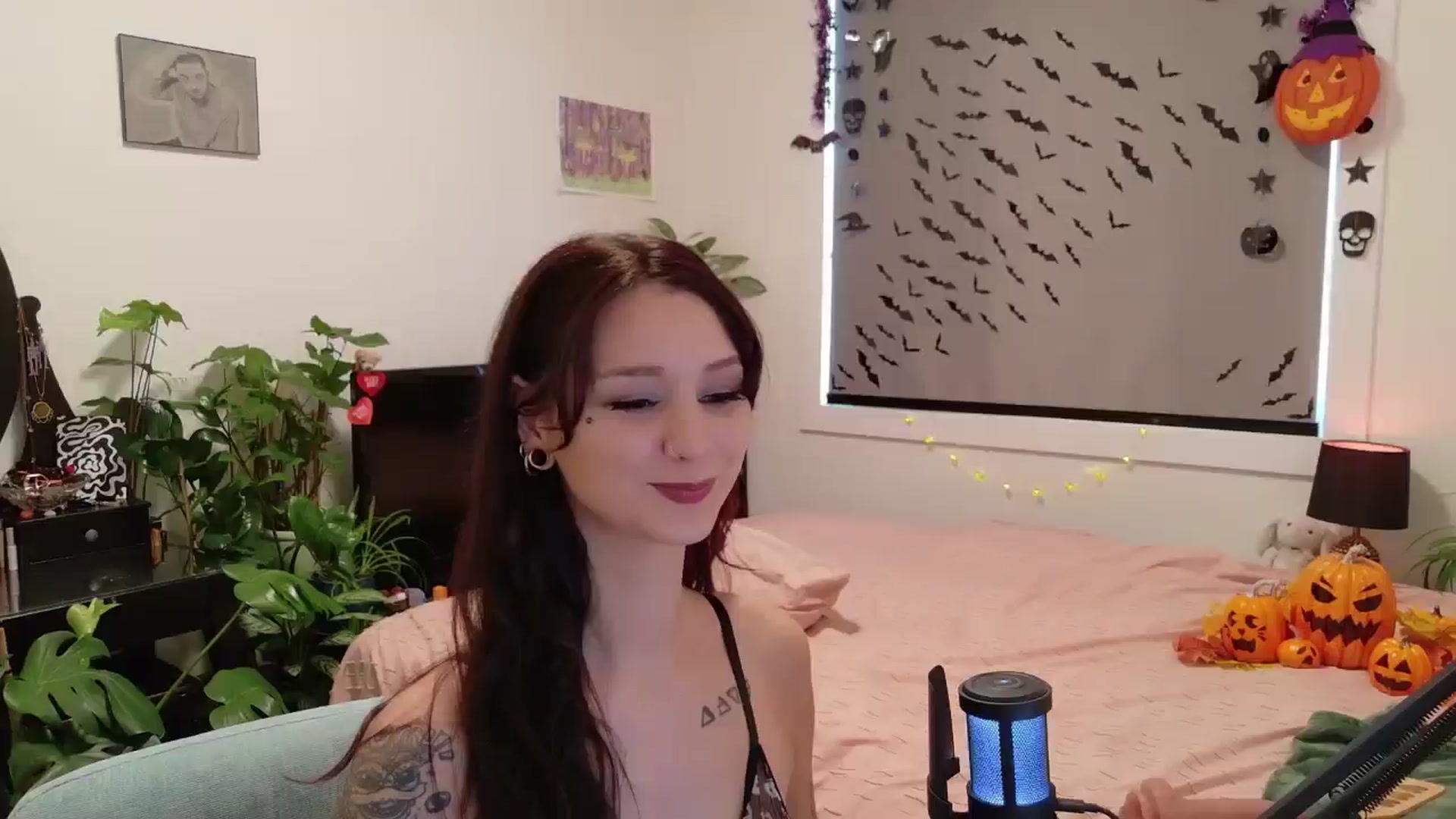 Gallery image thumbnail from ShyBabyy's myfreecams stream on, 10/10/2025, 17:56 image 10 of 20