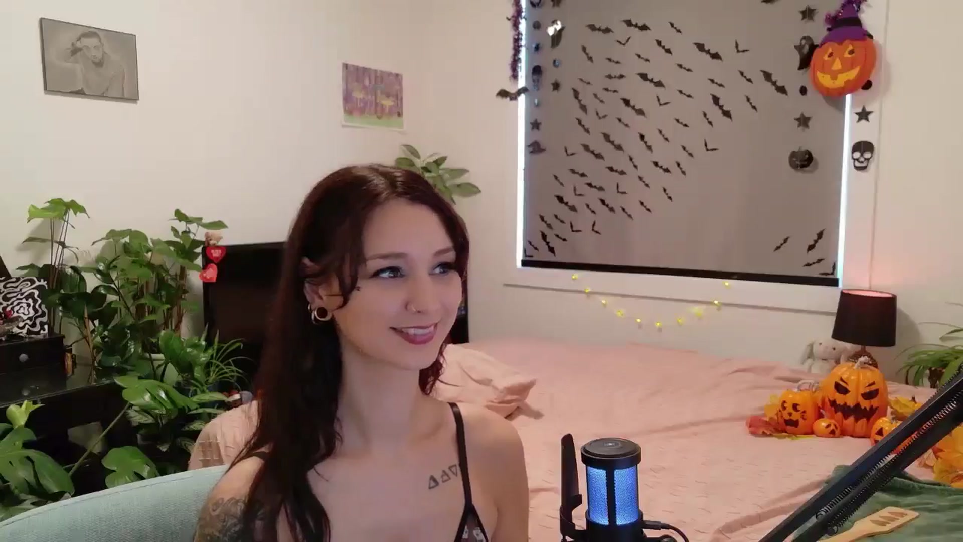 Gallery image thumbnail from ShyBabyy's myfreecams stream on, 10/10/2025, 17:56 image 12 of 20
