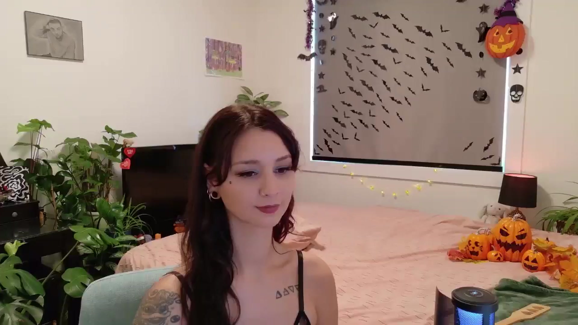 Gallery image thumbnail from ShyBabyy's myfreecams stream on, 10/10/2025, 17:56 image 15 of 20