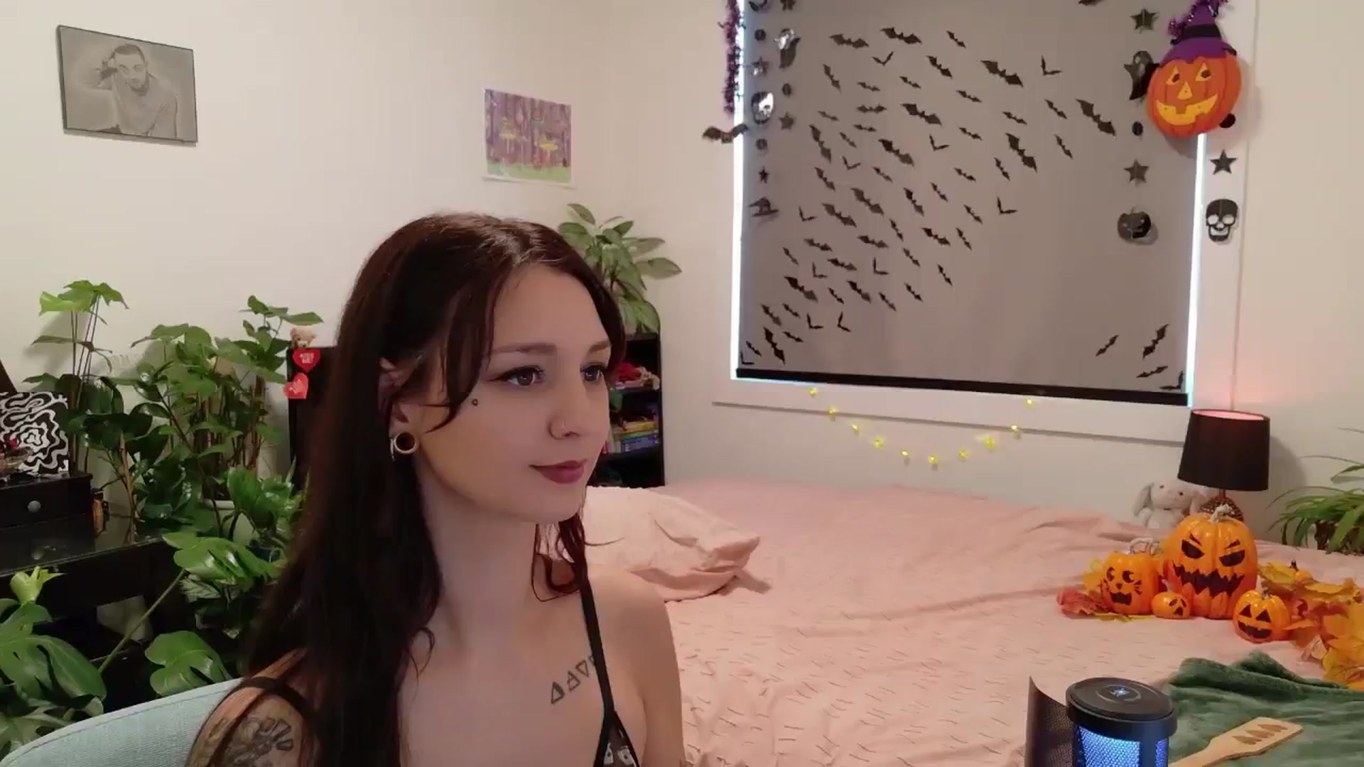 Gallery image thumbnail from ShyBabyy's myfreecams stream on, 10/10/2025, 17:56 image 17 of 20