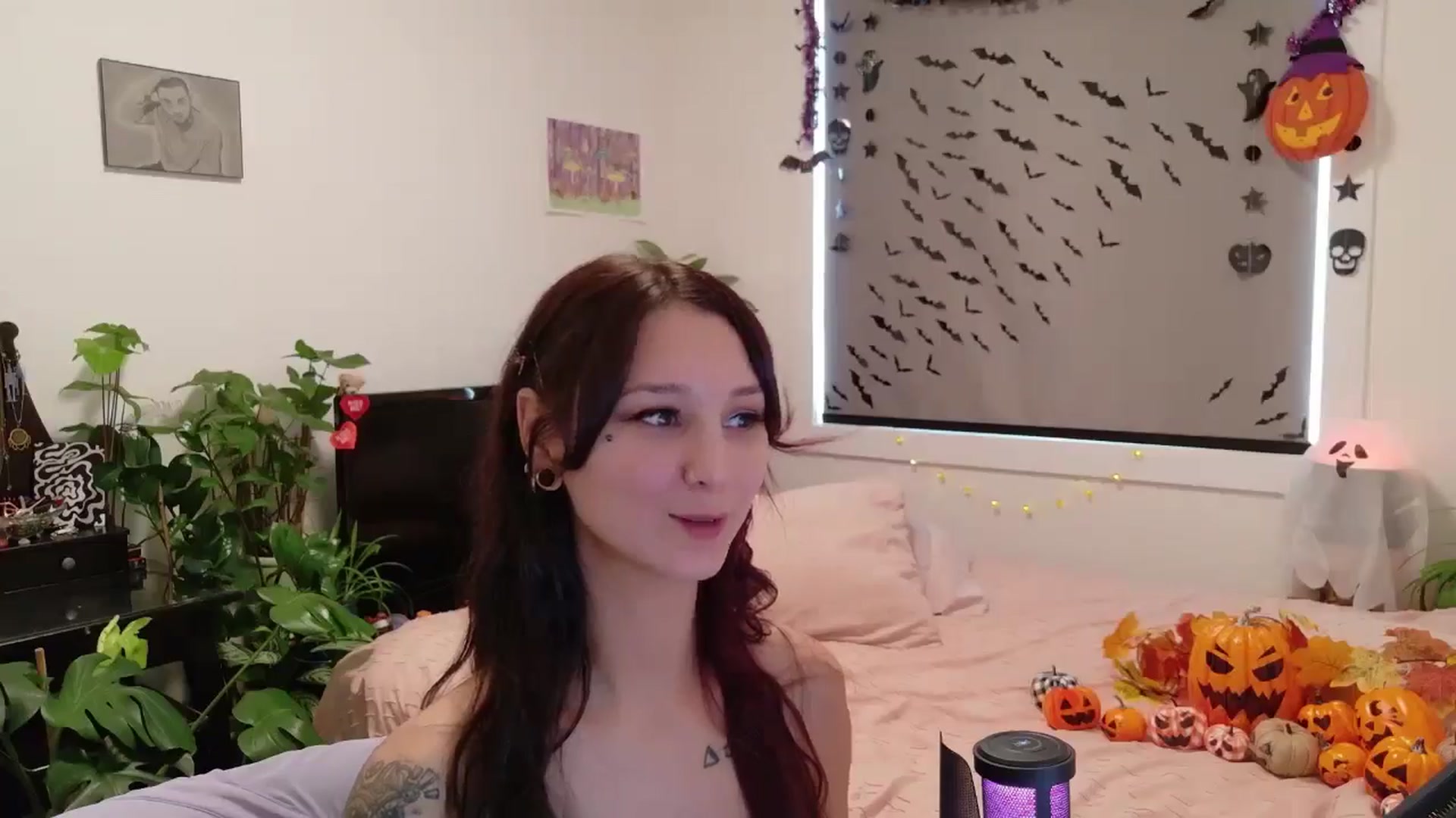 Gallery image thumbnail from ShyBabyy's myfreecams stream on, 10/13/2025, 20:19 image 20 of 20