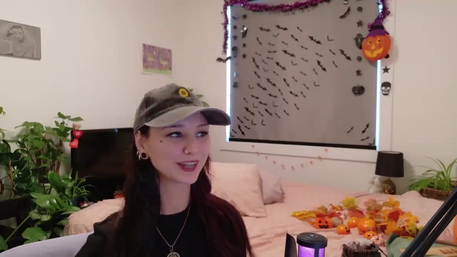 Gallery image thumbnail from ShyBabyy's myfreecams stream on, 10/14/2025, 17:37 image 10 of 20