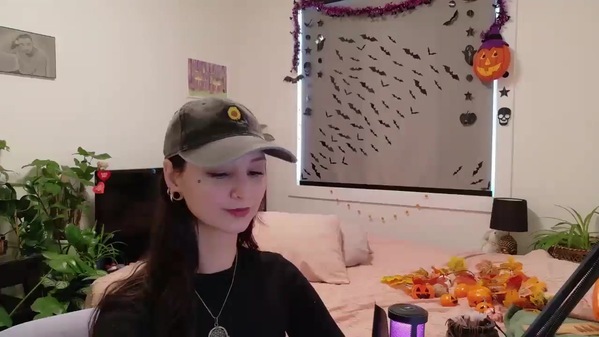 Gallery image thumbnail from ShyBabyy's myfreecams stream on, 10/14/2025, 17:37 image 8 of 20
