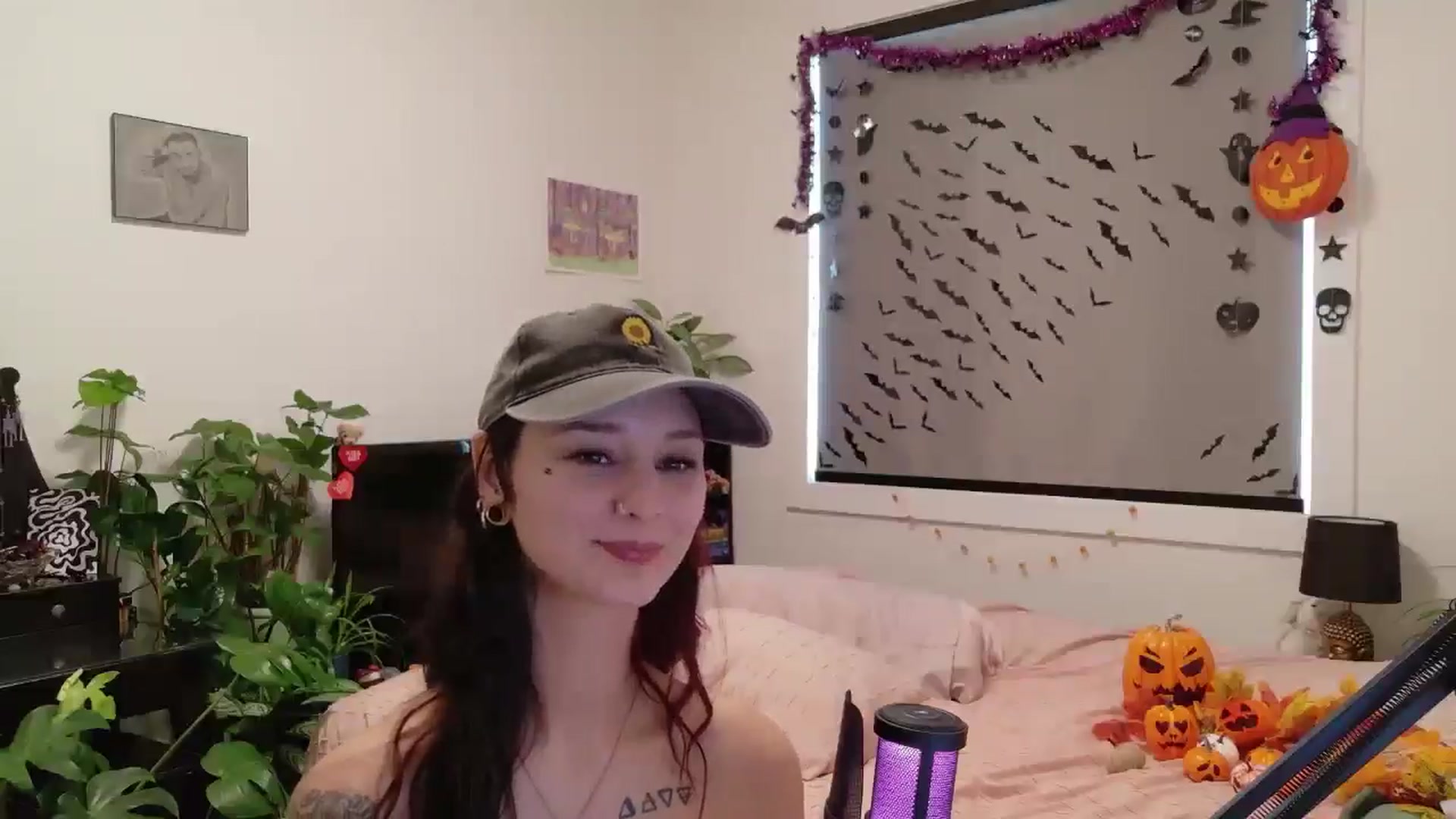 Gallery image thumbnail from ShyBabyy's myfreecams stream on, 10/14/2025, 20:44 image 16 of 20