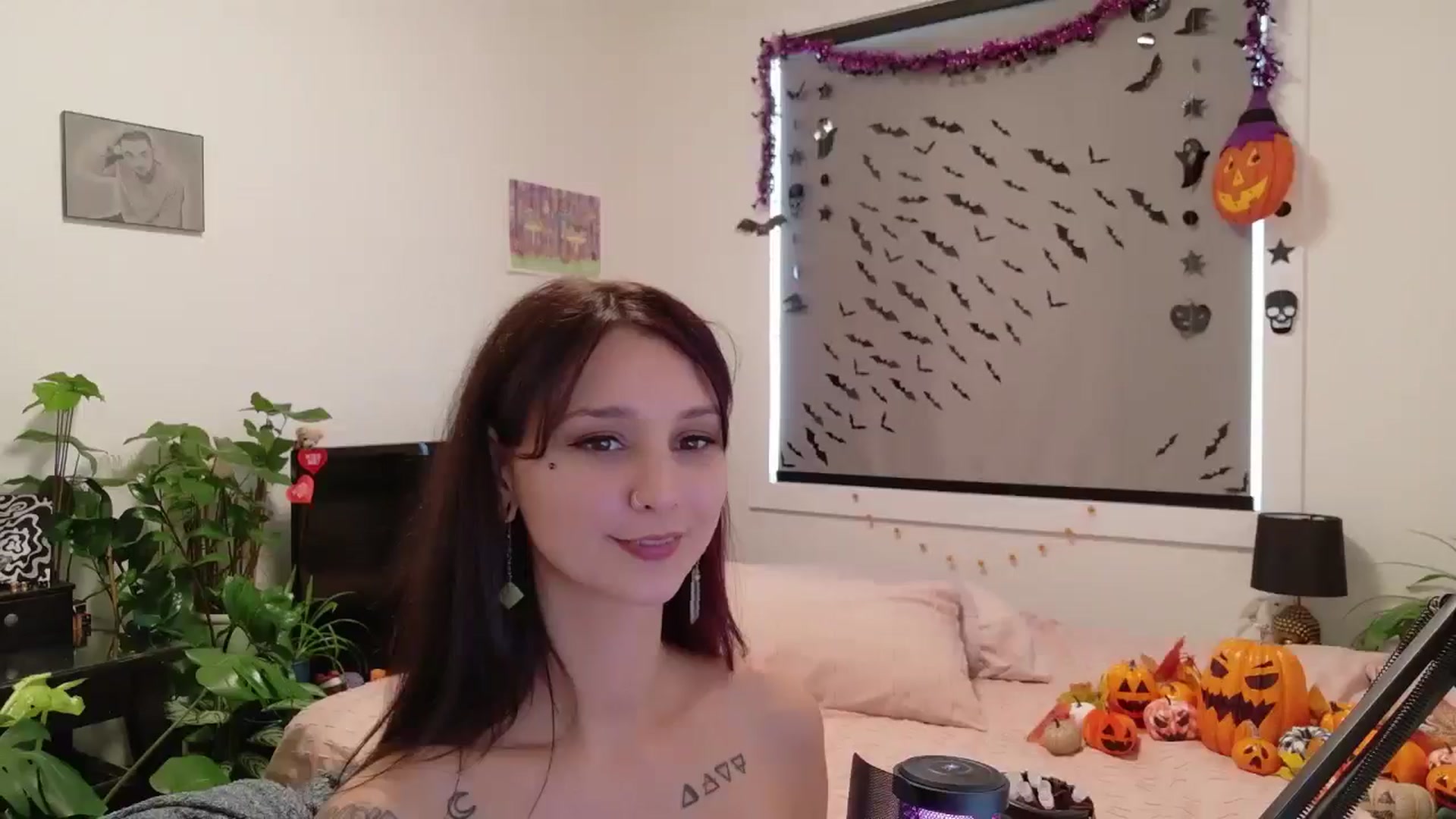 Gallery image thumbnail from ShyBabyy's myfreecams stream on, 10/15/2025, 19:17 image 9 of 20