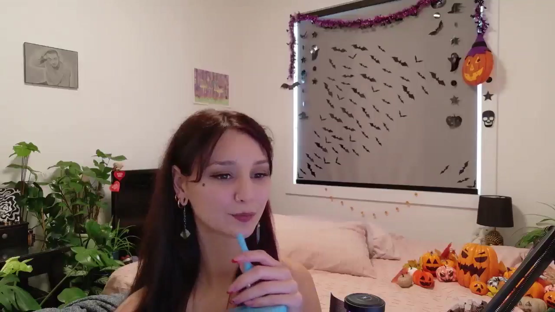 Gallery image thumbnail from ShyBabyy's myfreecams stream on, 10/15/2025, 19:17 image 4 of 20