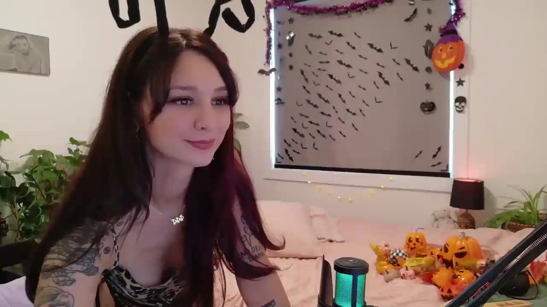 Gallery image thumbnail from ShyBabyy's myfreecams stream on, 10/16/2025, 18:56 image 17 of 20