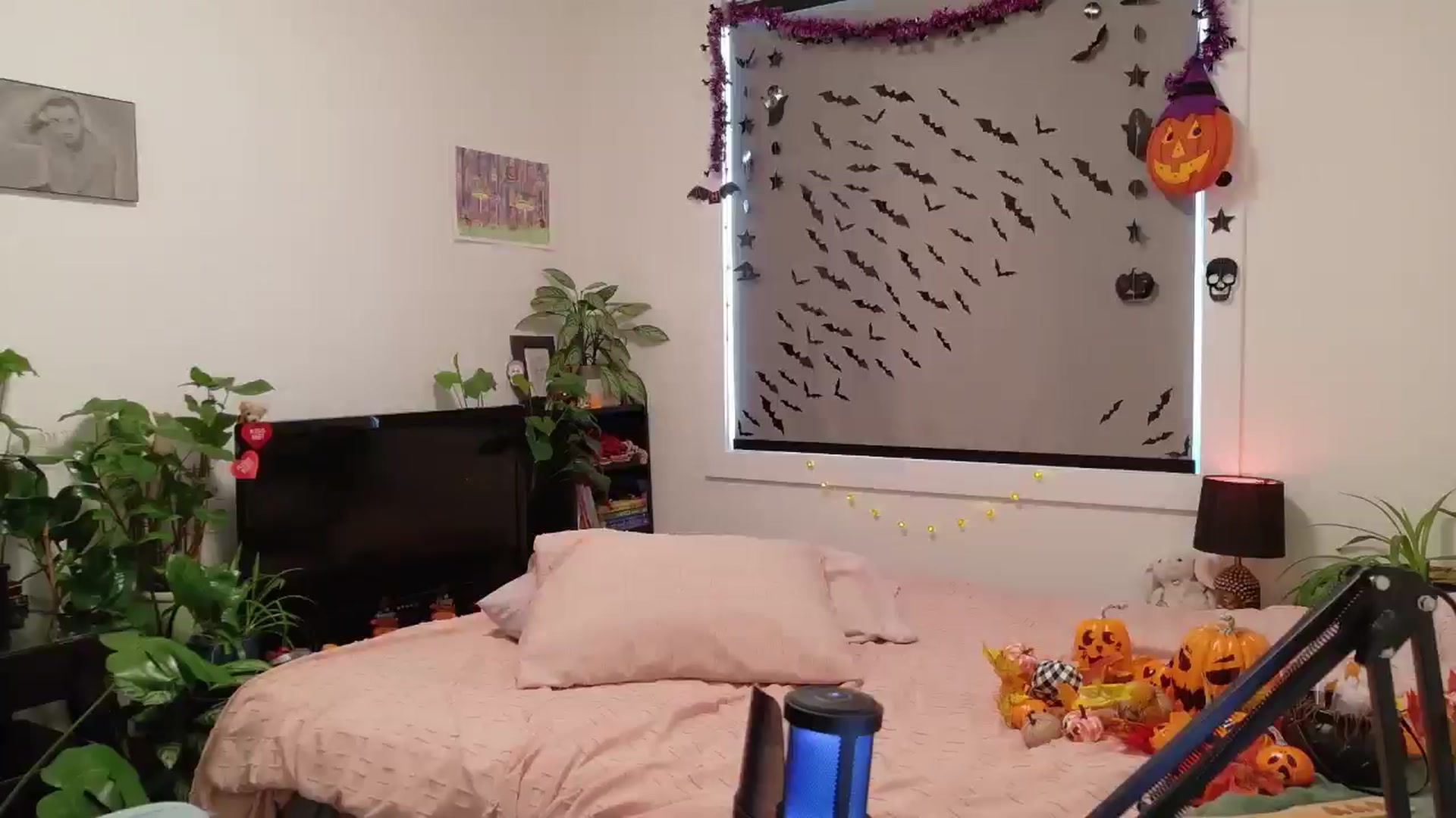 Gallery image thumbnail from ShyBabyy's myfreecams stream on, 10/16/2025, 18:56 image 2 of 20