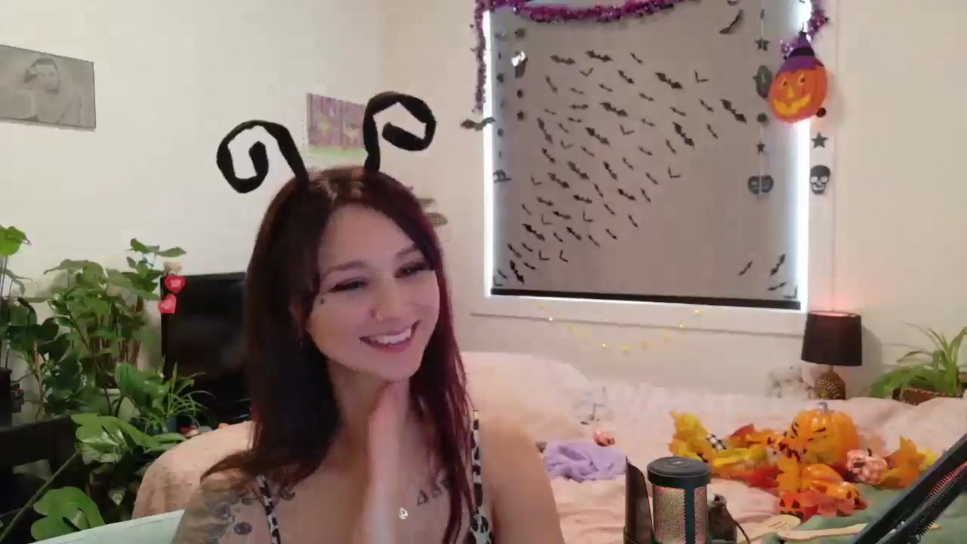 Gallery image thumbnail from ShyBabyy's myfreecams stream on, 10/16/2025, 22:21 image 17 of 20