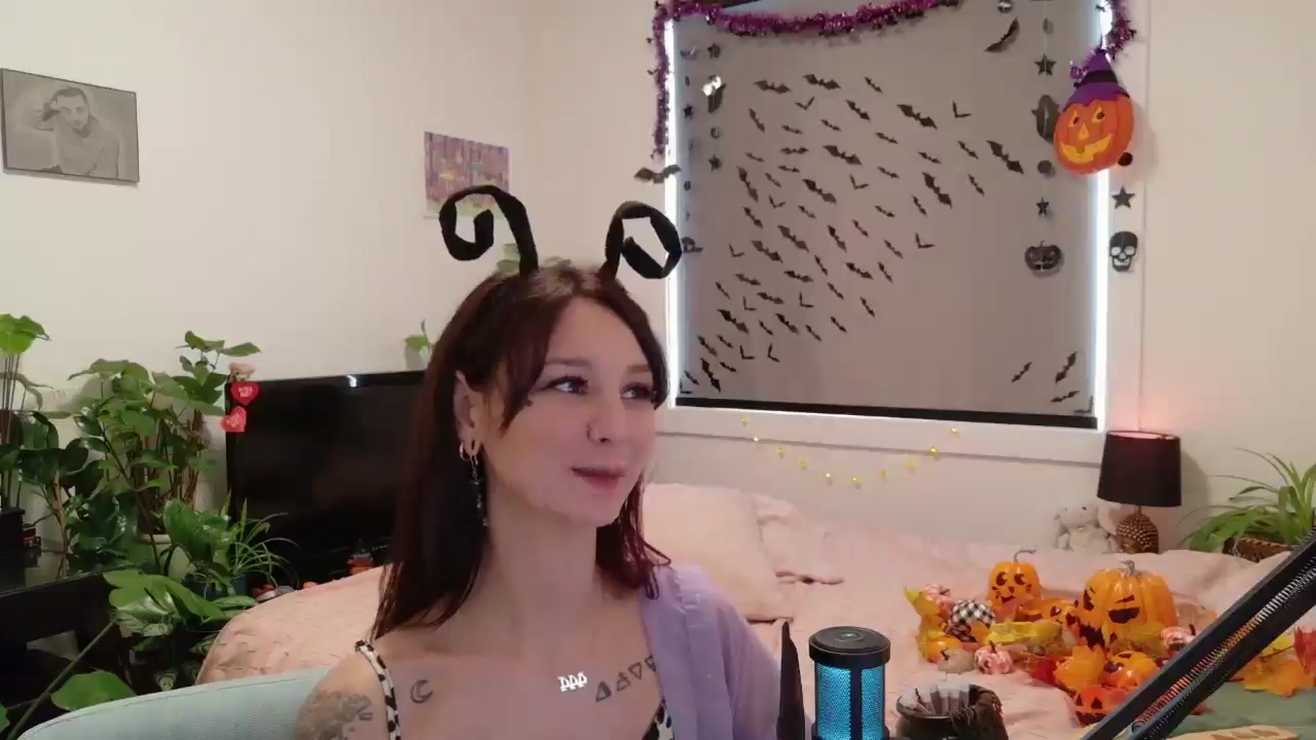 Gallery image thumbnail from ShyBabyy's myfreecams stream on, 10/16/2025, 22:21 image 13 of 20