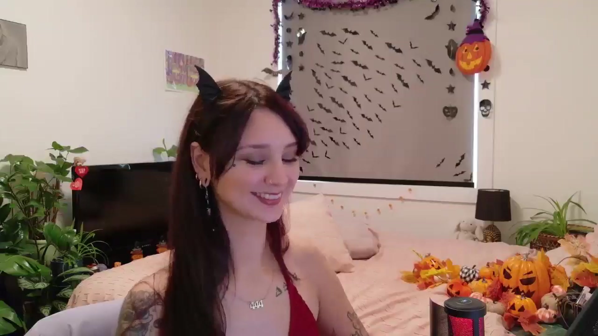 Gallery image thumbnail from ShyBabyy's myfreecams stream on, 10/17/2025, 19:04 image 11 of 20