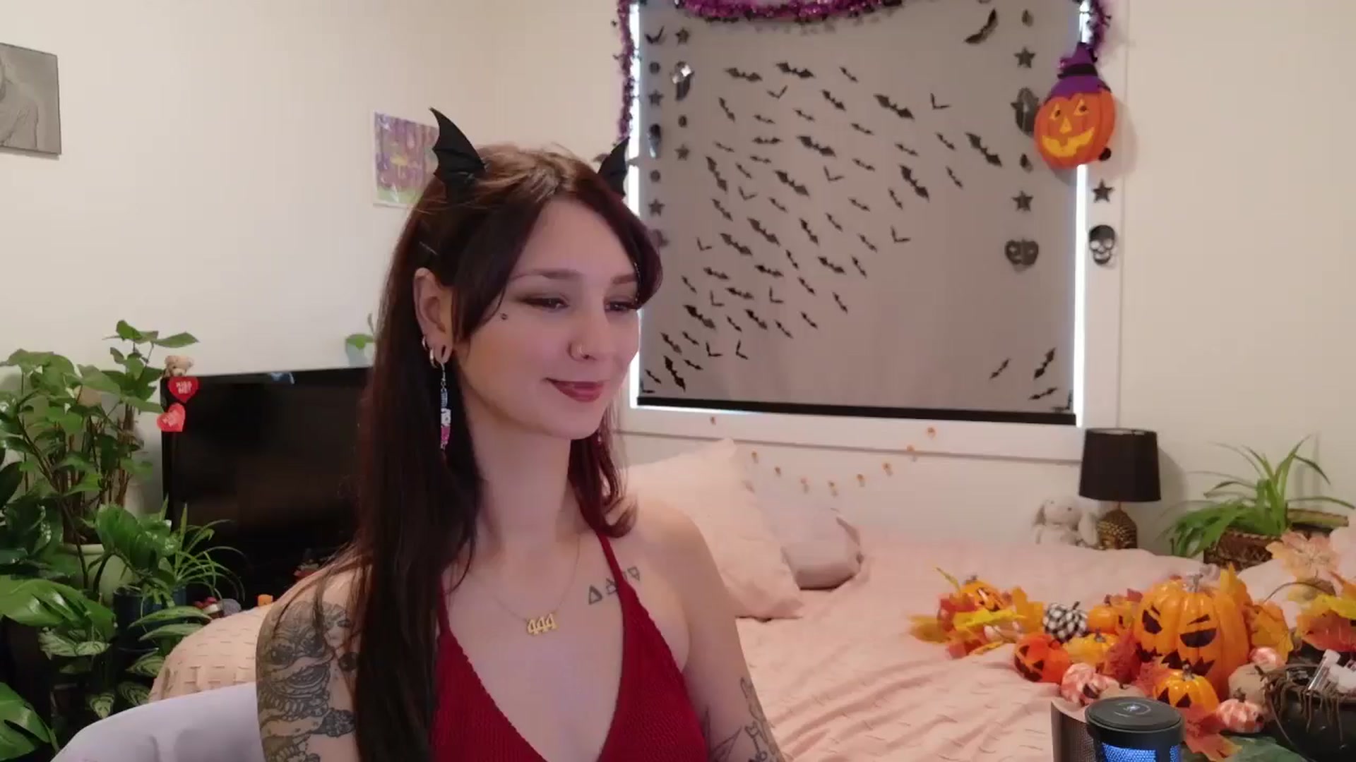Gallery image thumbnail from ShyBabyy's myfreecams stream on, 10/17/2025, 19:04 image 6 of 20