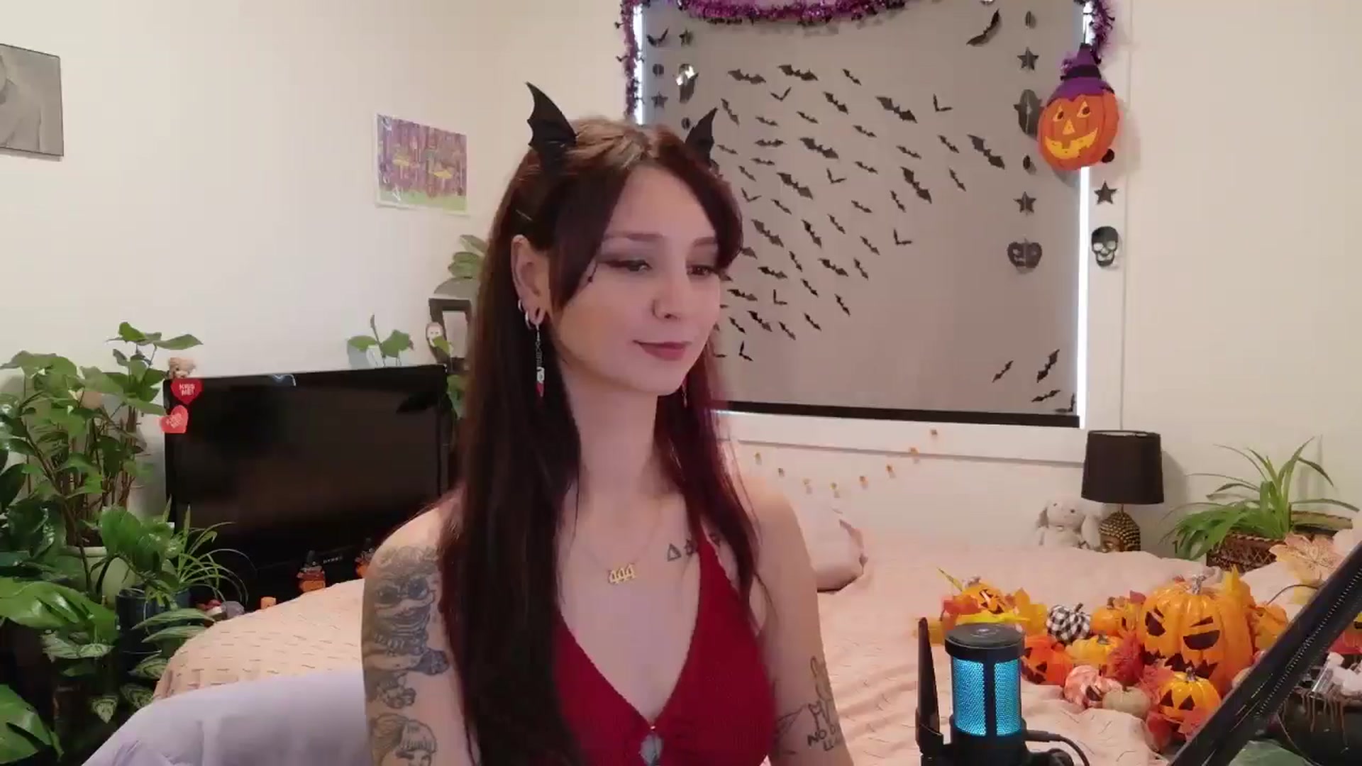 Gallery image thumbnail from ShyBabyy's myfreecams stream on, 10/17/2025, 19:04 image 17 of 20