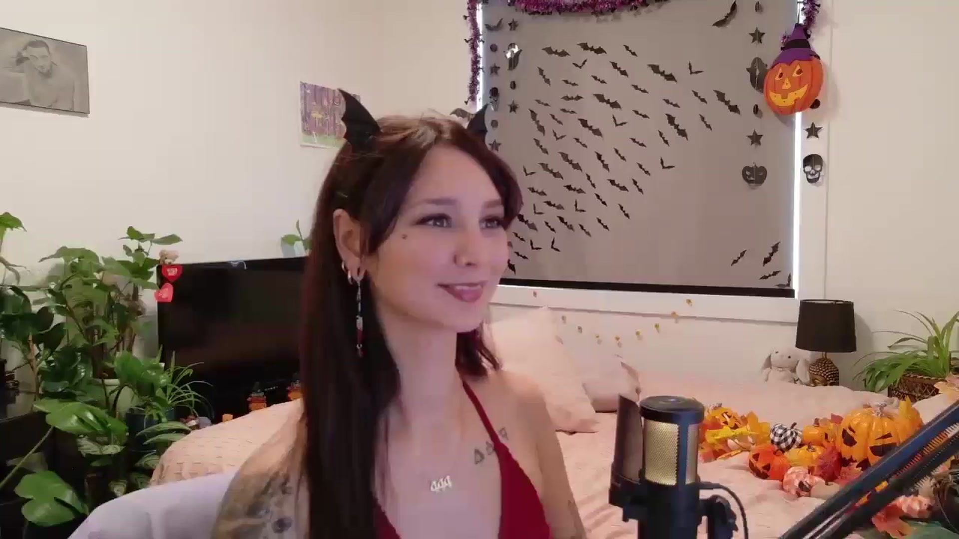 Gallery image thumbnail from ShyBabyy's myfreecams stream on, 10/17/2025, 19:04 image 1 of 20