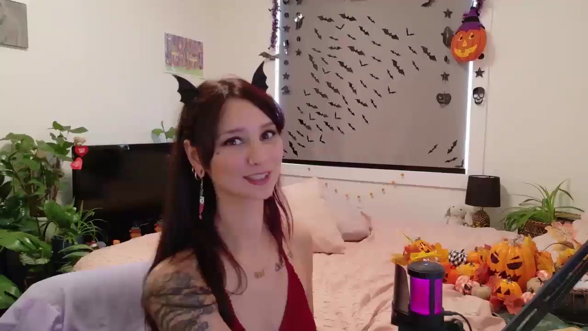 Gallery image thumbnail from ShyBabyy's myfreecams stream on, 10/17/2025, 20:46 image 3 of 20