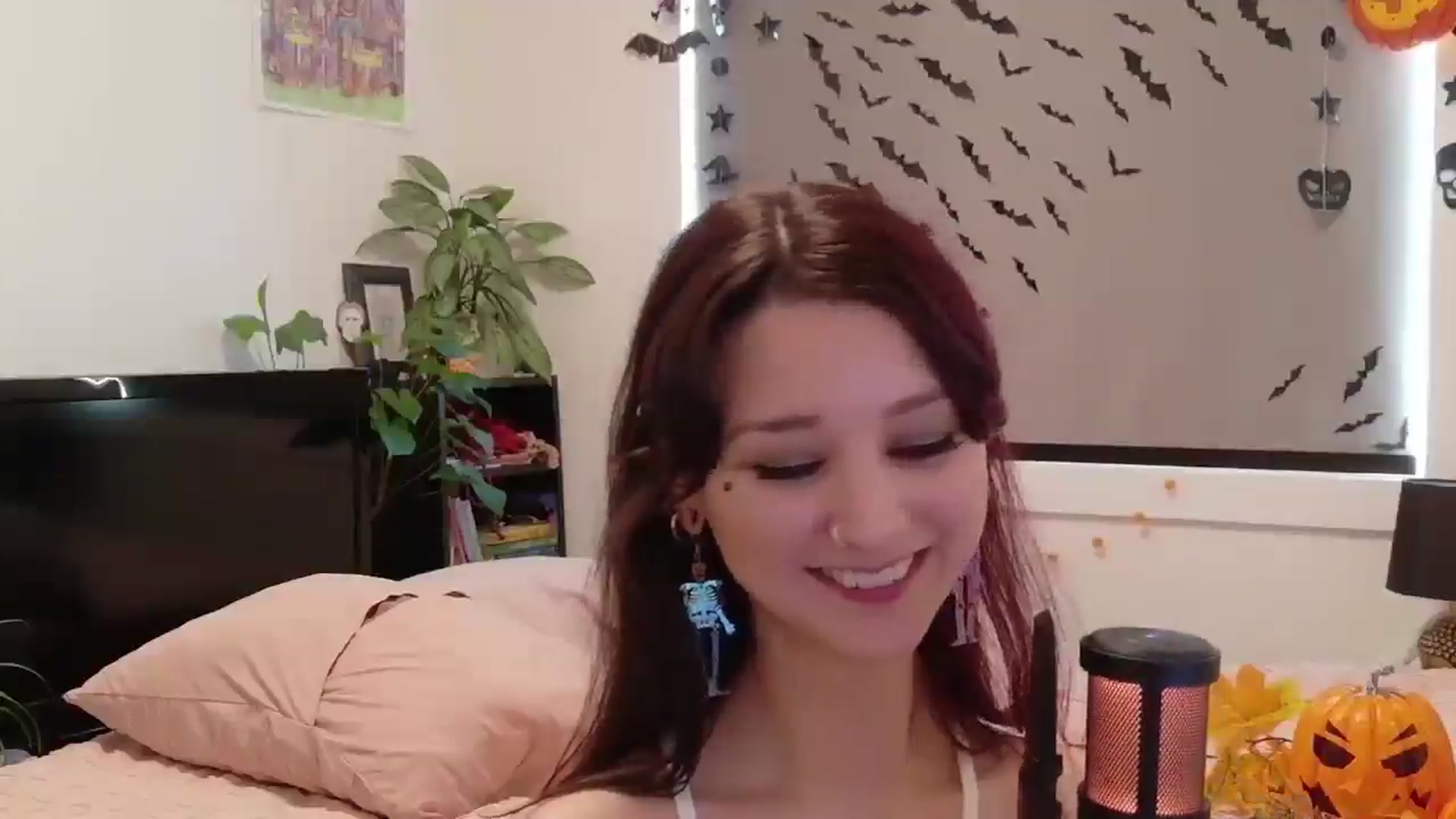 Gallery image thumbnail from ShyBabyy's myfreecams stream on, 10/20/2025, 22:06 image 16 of 20