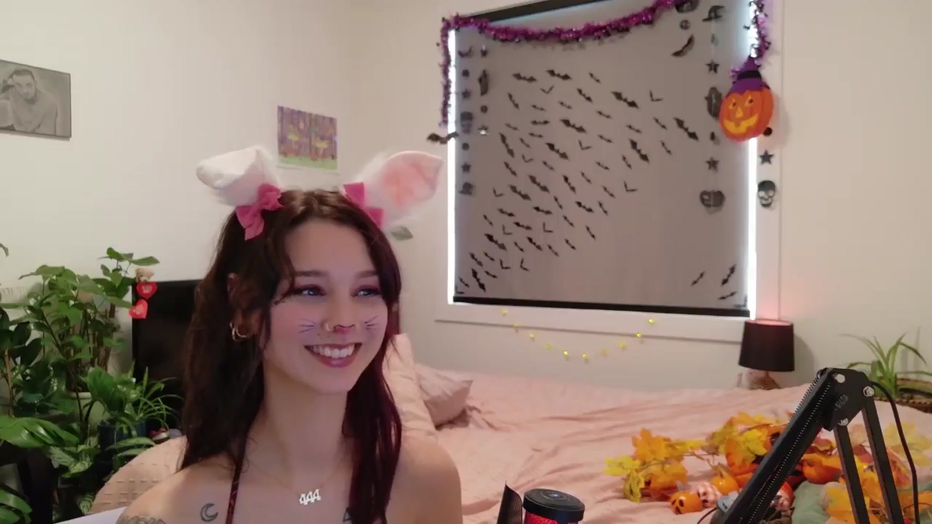 Gallery image thumbnail from ShyBabyy's myfreecams stream on, 10/21/2025, 22:41 image 15 of 20