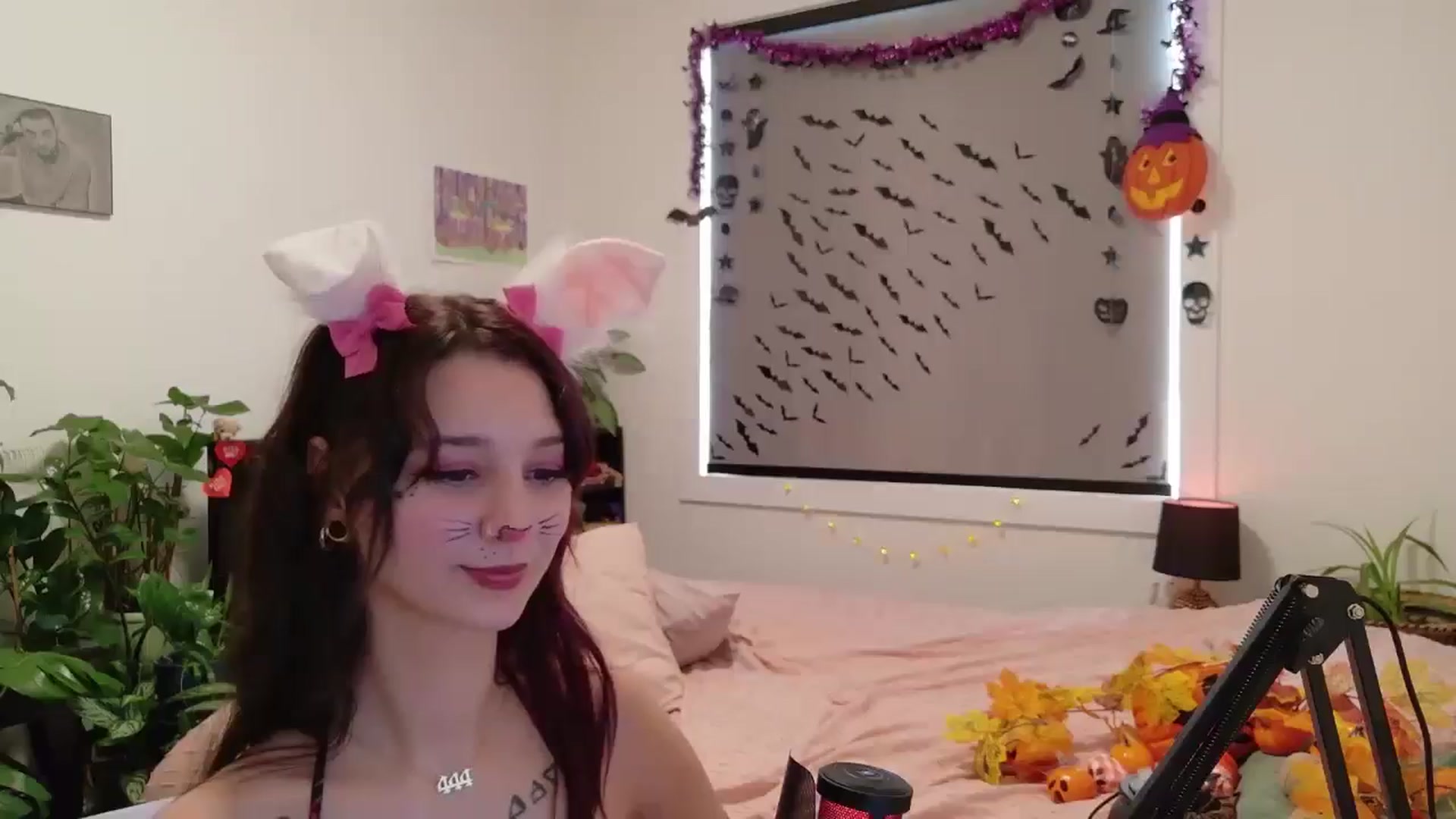 Gallery image thumbnail from ShyBabyy's myfreecams stream on, 10/21/2025, 22:41 image 16 of 20
