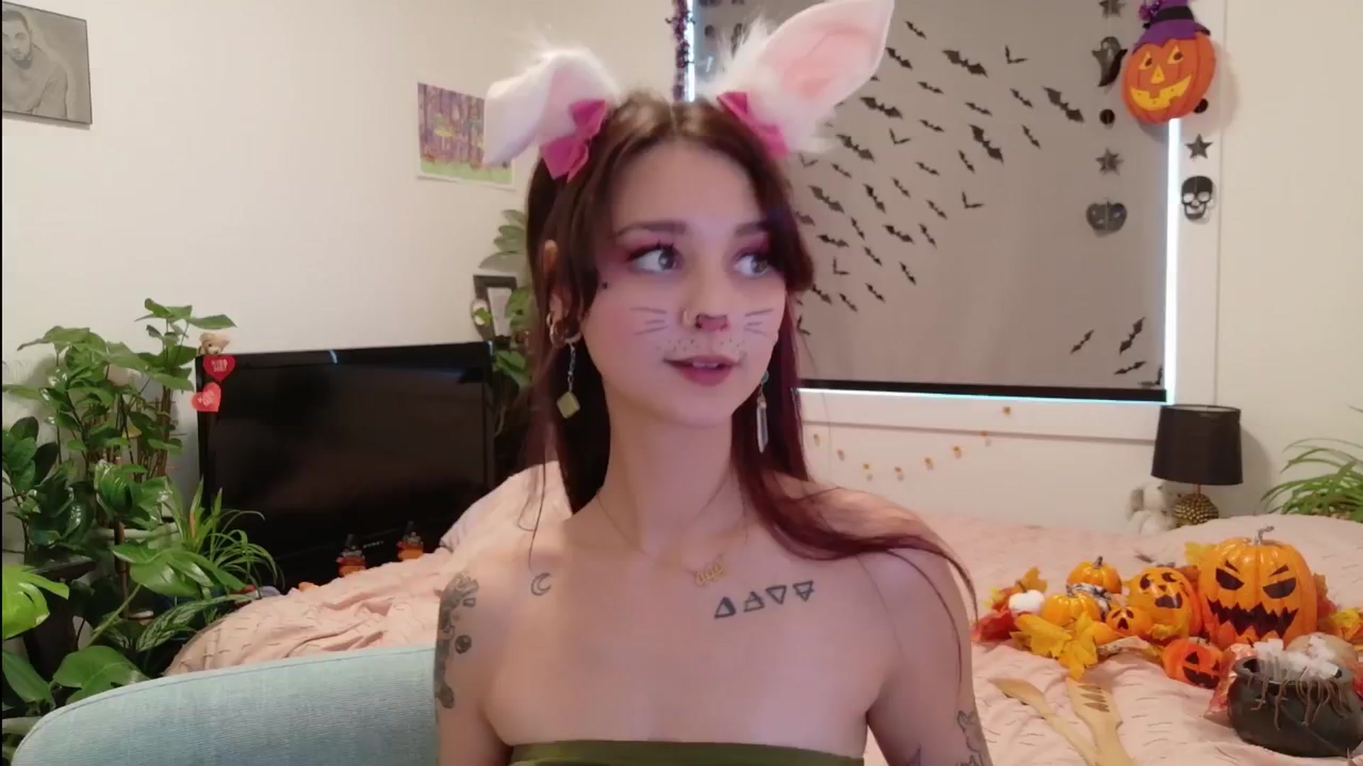 Gallery image thumbnail from ShyBabyy's myfreecams stream on, 10/30/2025, 20:34 image 7 of 20