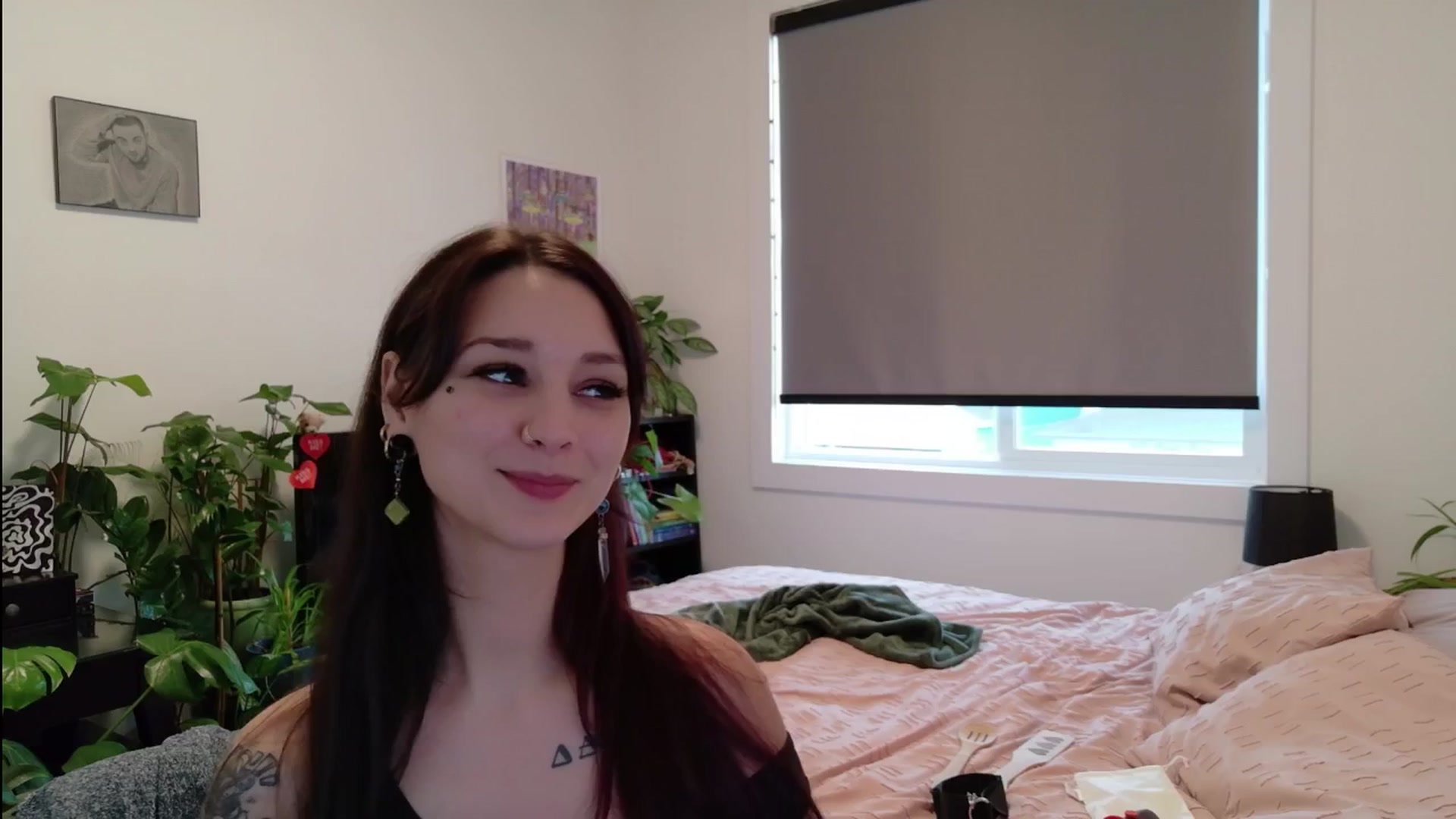Gallery image thumbnail from ShyBabyy's myfreecams stream on, 11/13/2025, 20:33 image 6 of 20
