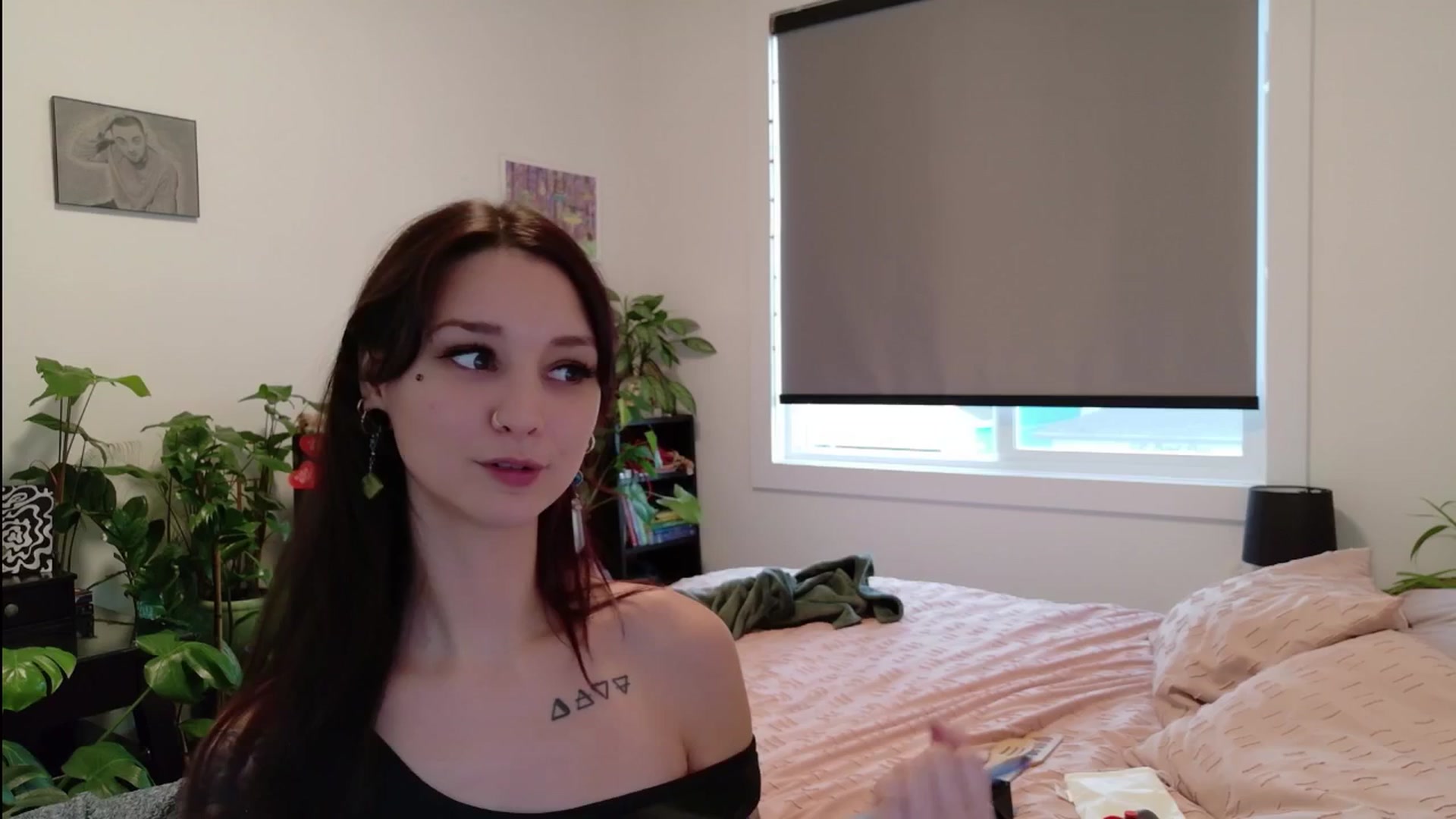 Gallery image thumbnail from ShyBabyy's myfreecams stream on, 11/13/2025, 20:33 image 16 of 20