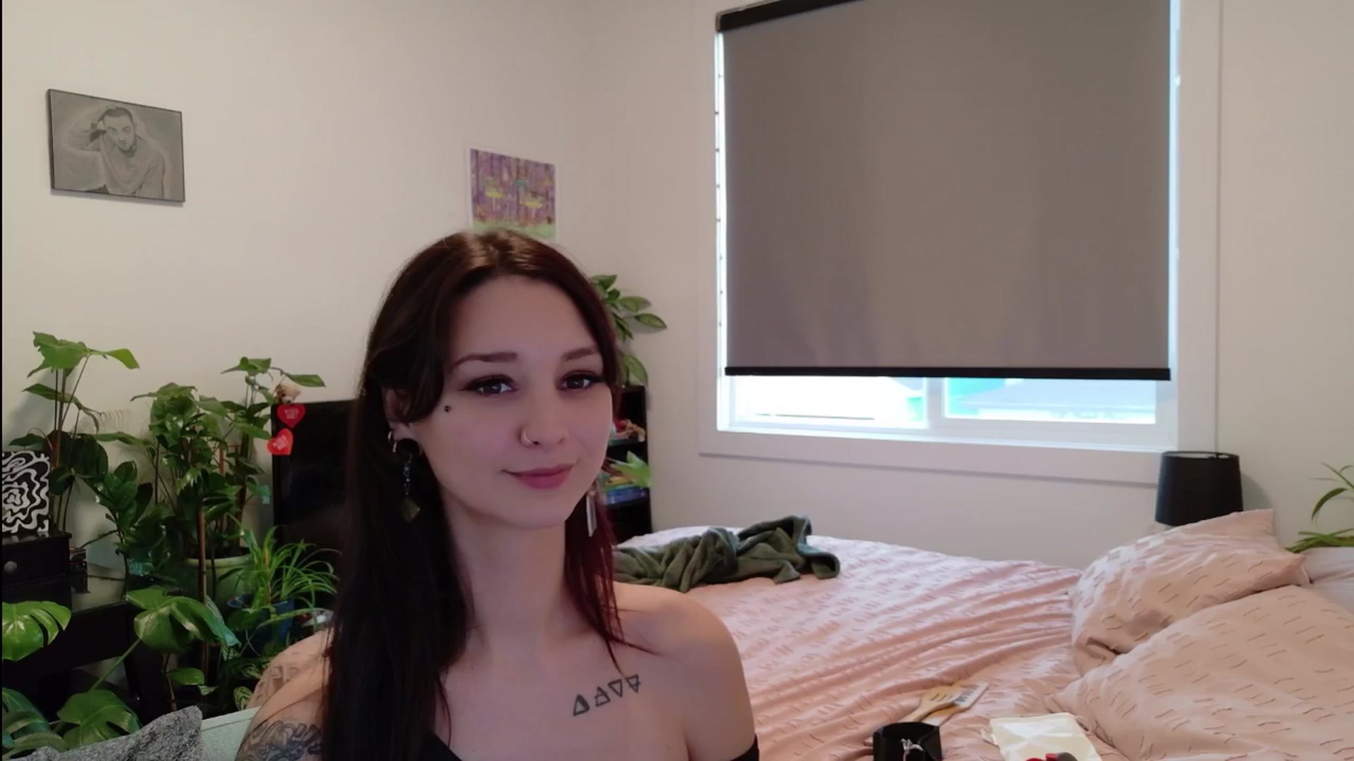 Gallery image thumbnail from ShyBabyy's myfreecams stream on, 11/13/2025, 20:33 image 18 of 20