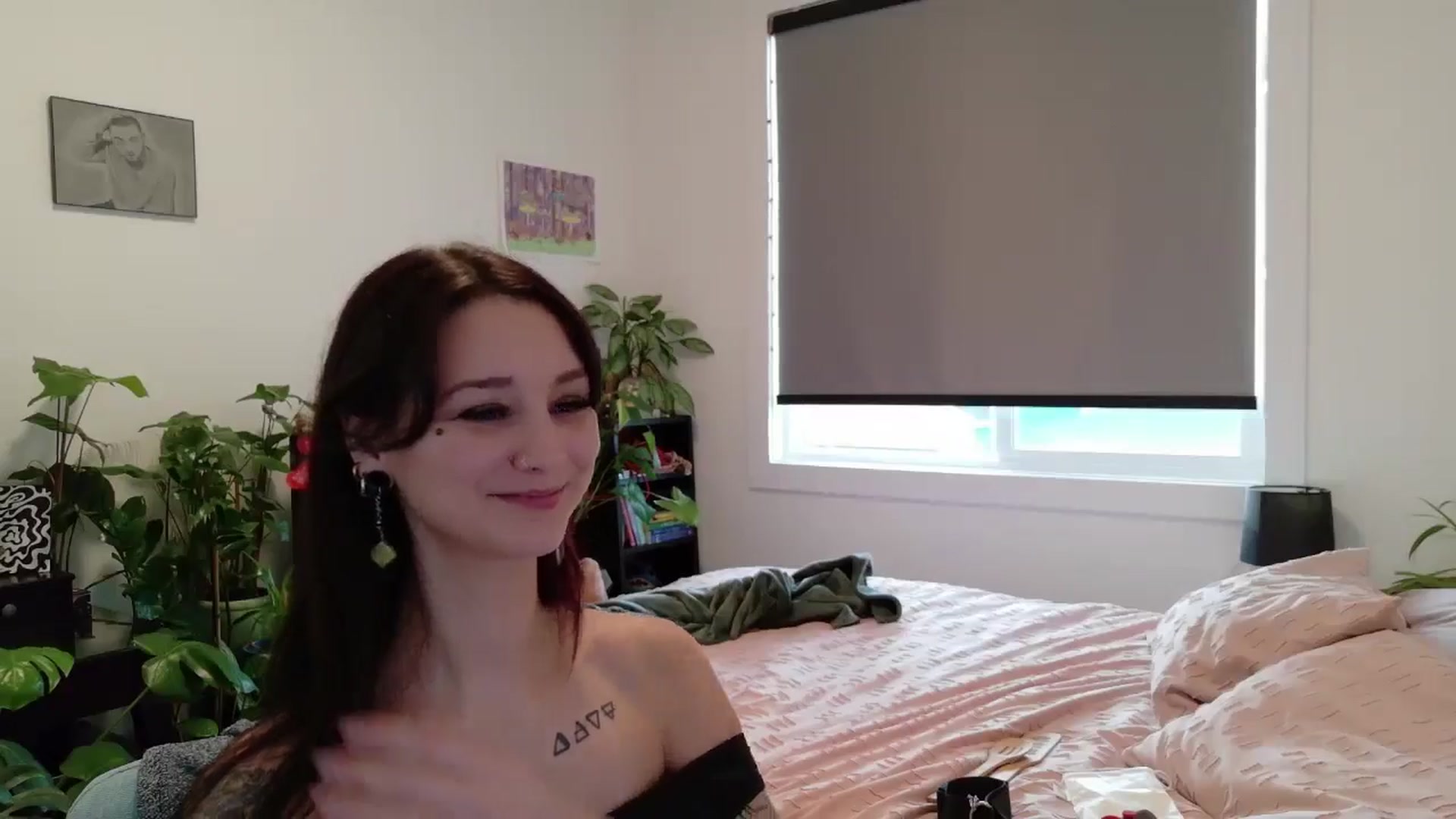 Gallery image thumbnail from ShyBabyy's myfreecams stream on, 11/13/2025, 21:16 image 18 of 20