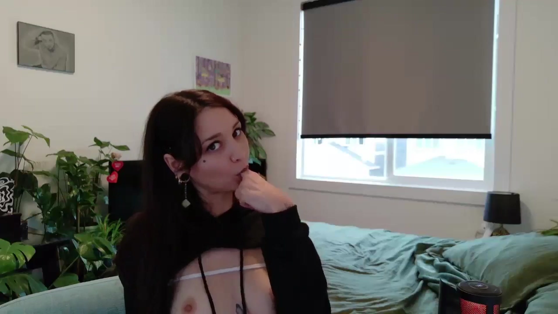 Gallery image thumbnail from ShyBabyy's myfreecams stream on, 11/17/2025, 19:51 image 14 of 20