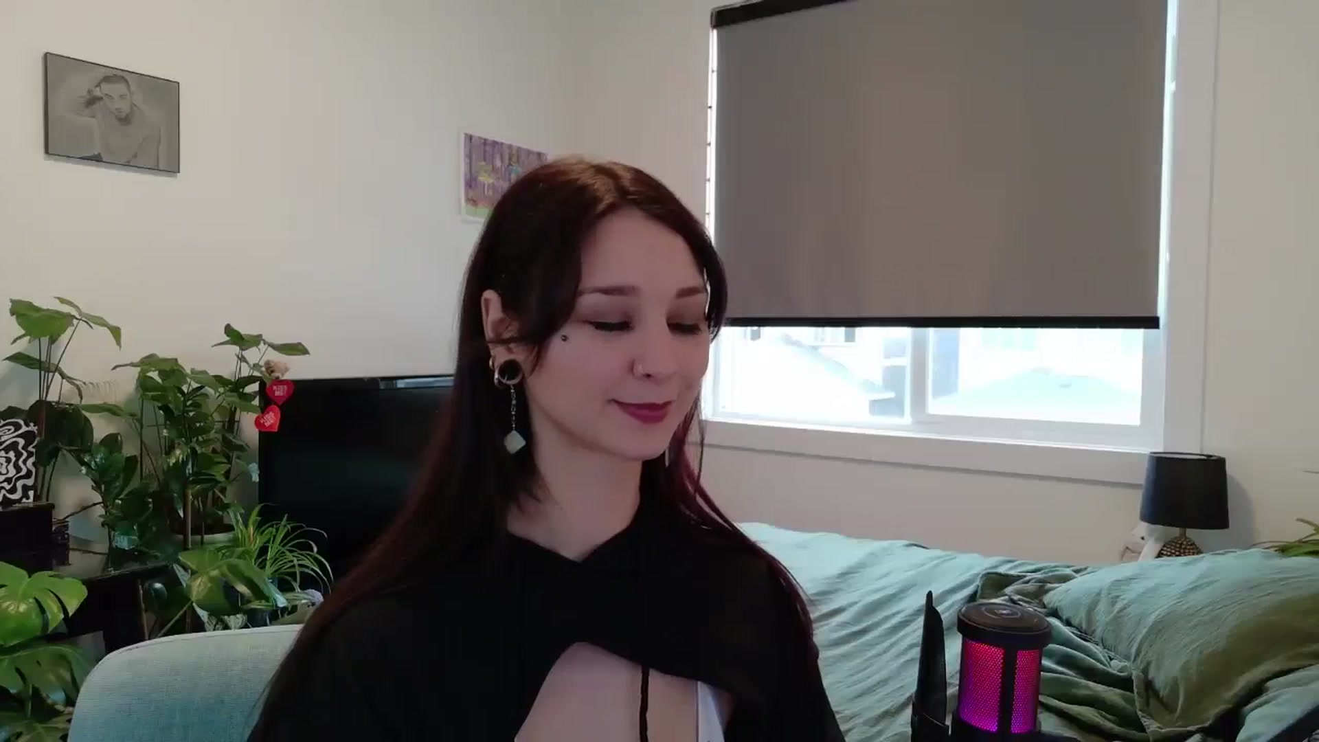 Gallery image thumbnail from ShyBabyy's myfreecams stream on, 11/17/2025, 19:51 image 17 of 20