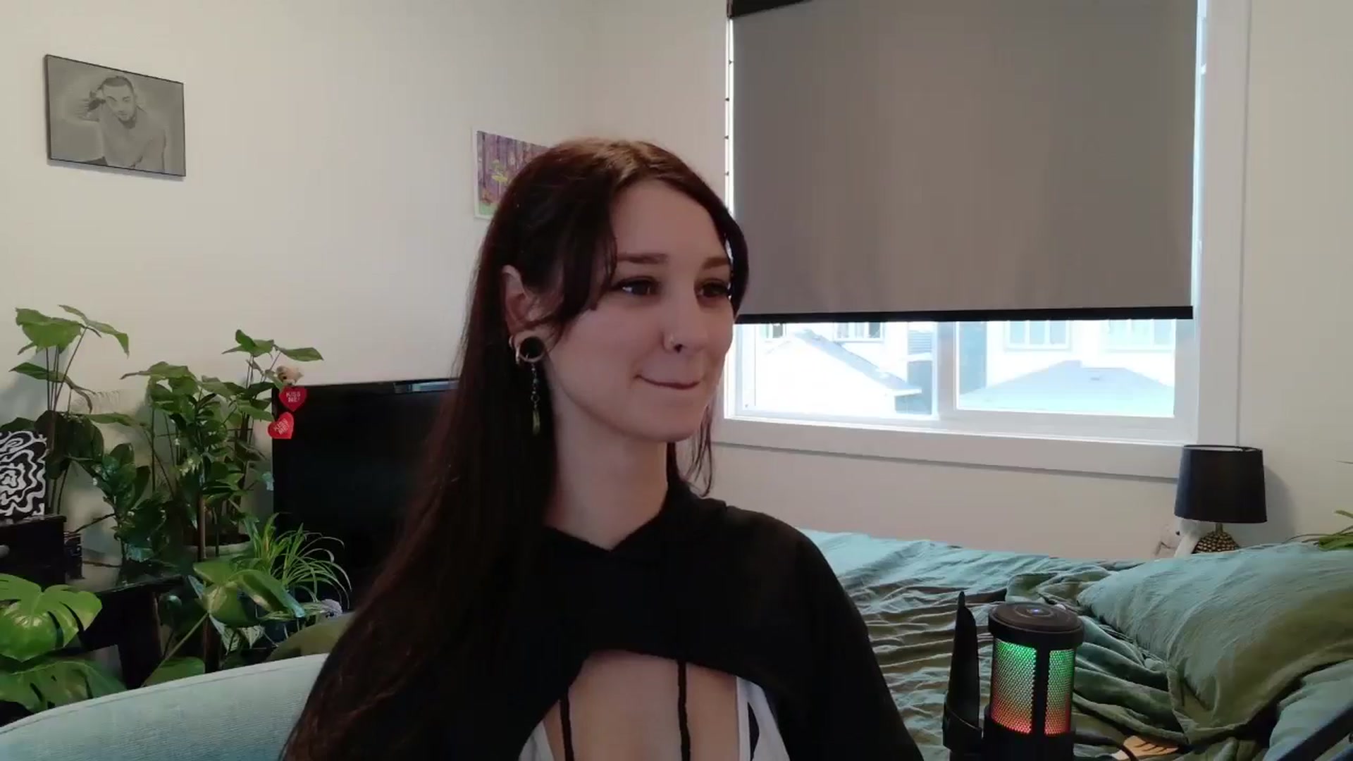 Gallery image thumbnail from ShyBabyy's myfreecams stream on, 11/17/2025, 20:34 image 6 of 20