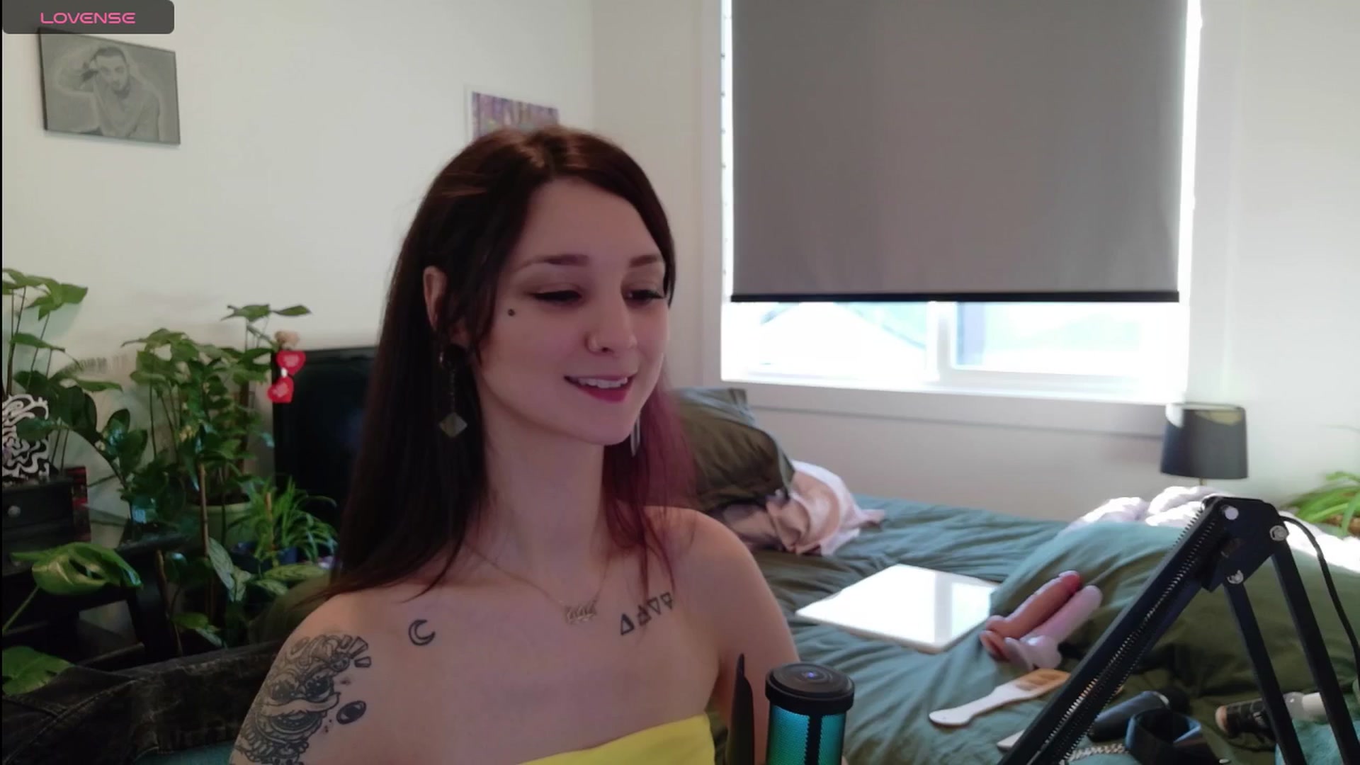 Gallery image thumbnail from ShyBabyy's myfreecams stream on, 11/25/2025, 21:28 image 19 of 20
