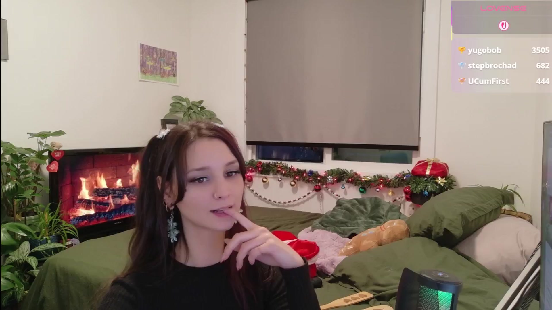 Gallery image thumbnail from ShyBabyy's myfreecams stream on, 12/03/2025, 01:31 image 10 of 20