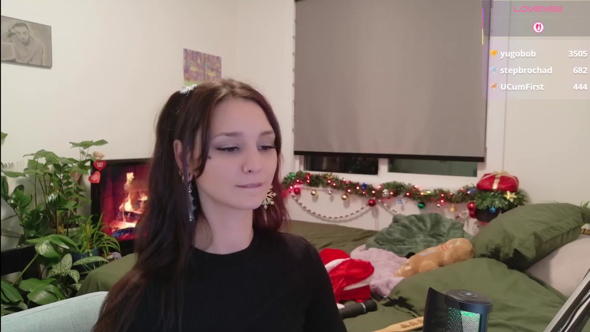 Gallery image thumbnail from ShyBabyy's myfreecams stream on, 12/03/2025, 01:31 image 12 of 20