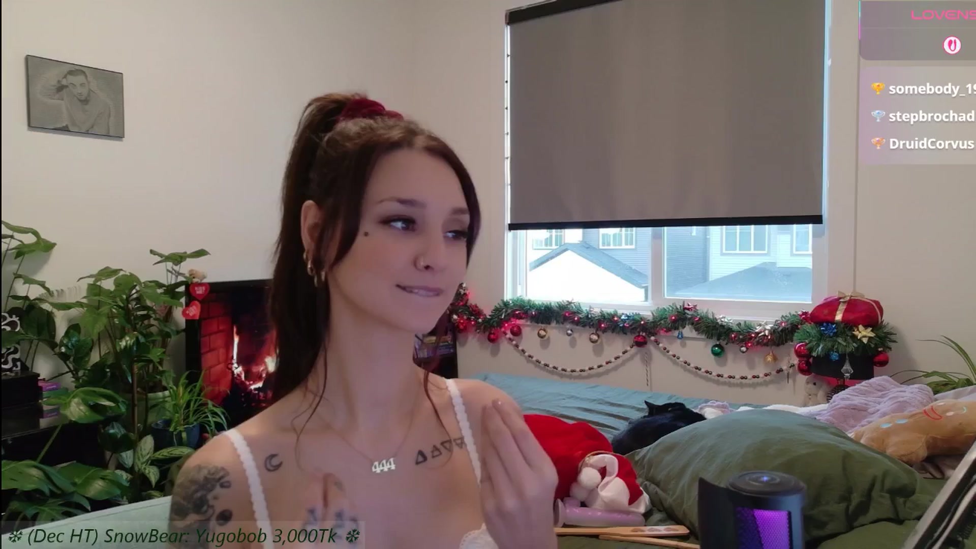 Gallery image thumbnail from ShyBabyy's myfreecams stream on, 12/04/2025, 21:20 image 13 of 20