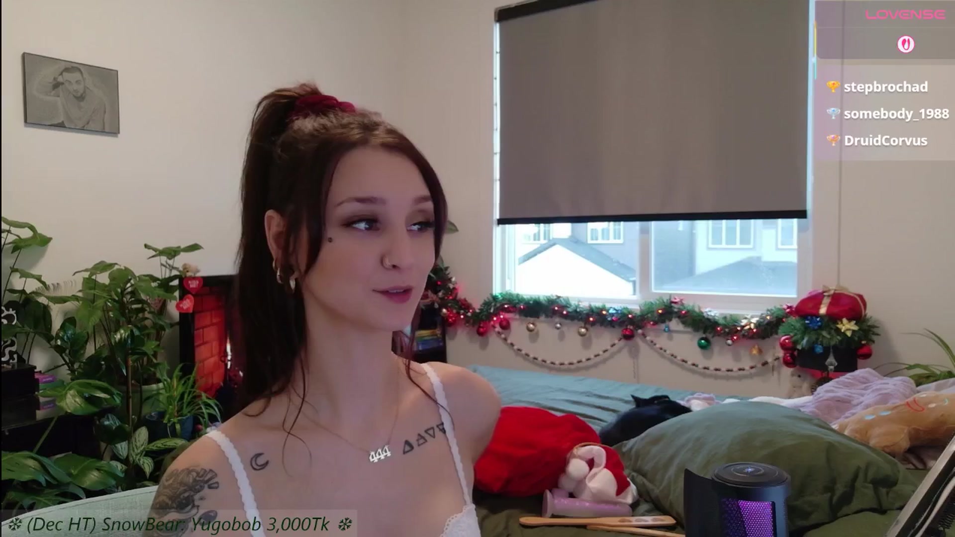 Gallery image thumbnail from ShyBabyy's myfreecams stream on, 12/04/2025, 21:20 image 17 of 20