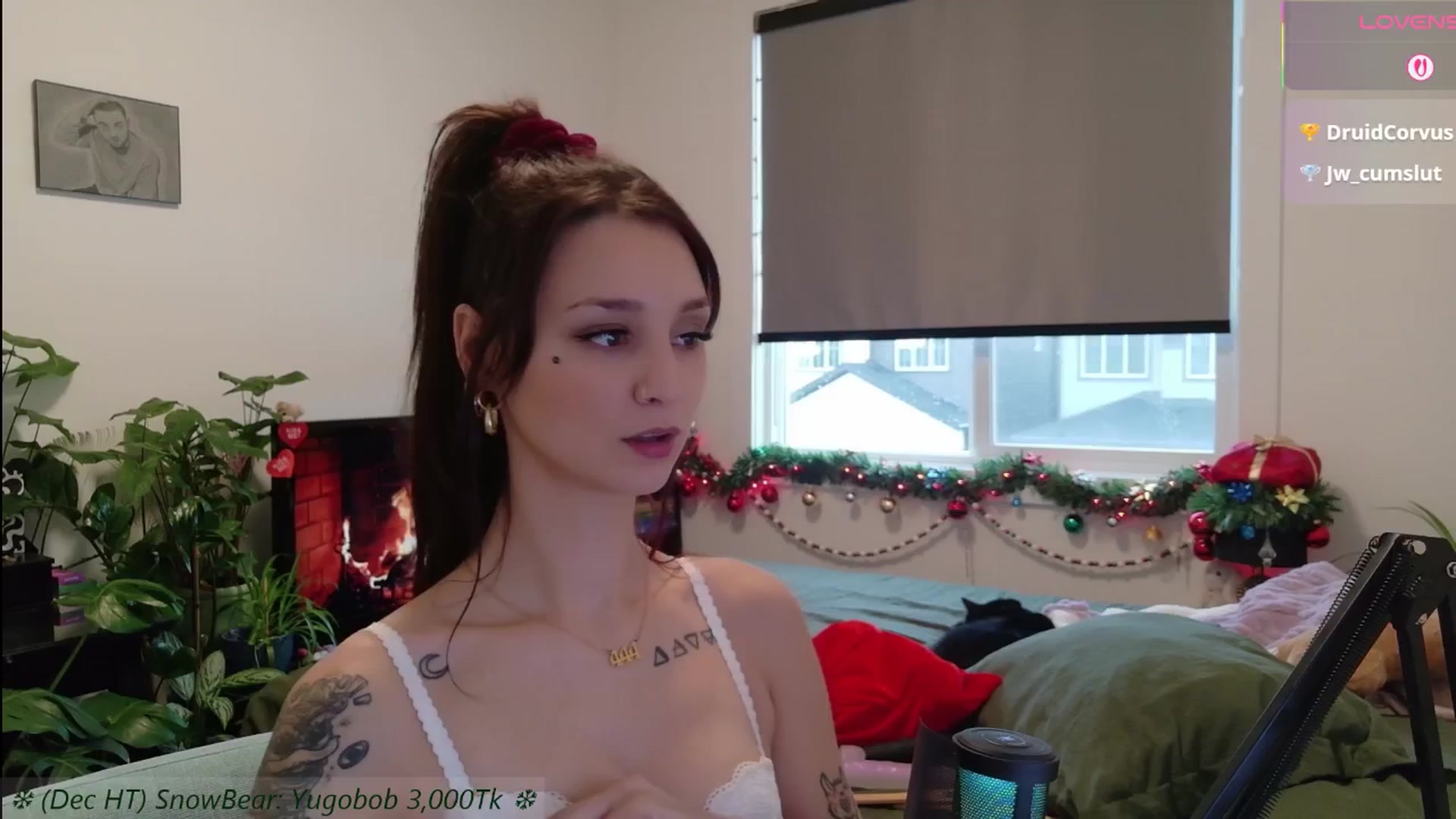 Gallery image thumbnail from ShyBabyy's myfreecams stream on, 12/04/2025, 21:20 image 4 of 20