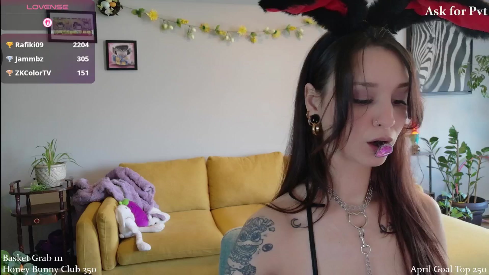 Gallery image thumbnail from ShyBabyy's myfreecams stream on, 04/01/2026, 19:40 image 8 of 20